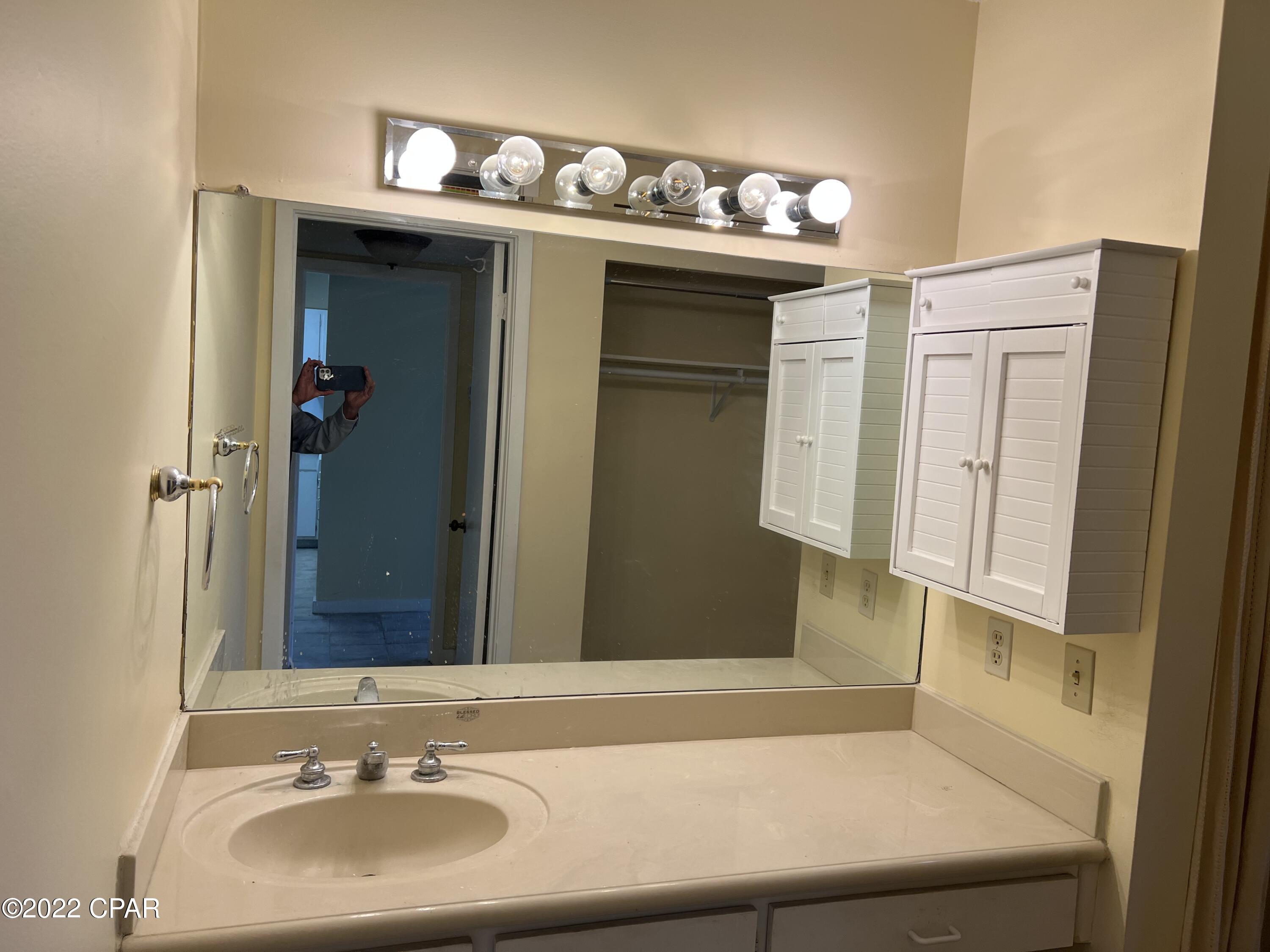 Bay Point Harbour Villas - Residential