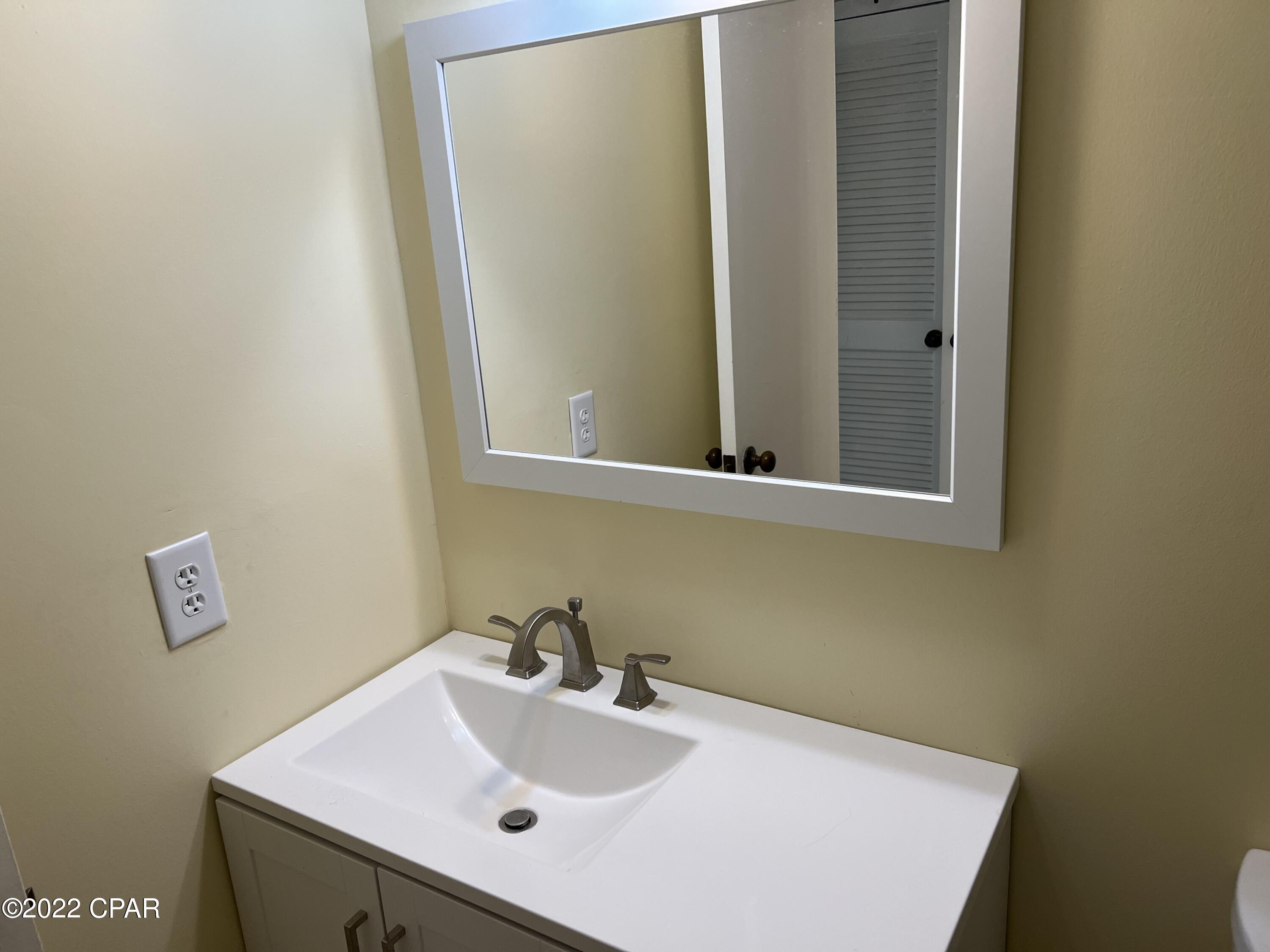 Bay Point Harbour Villas - Residential