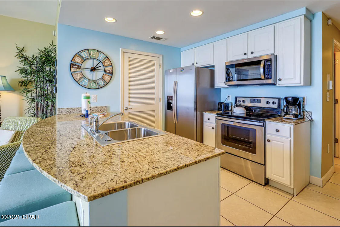 Splash Condo - Residential