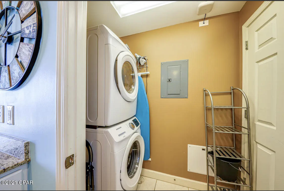 Splash Condo - Residential