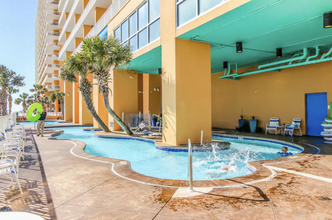 Splash Condo - Residential