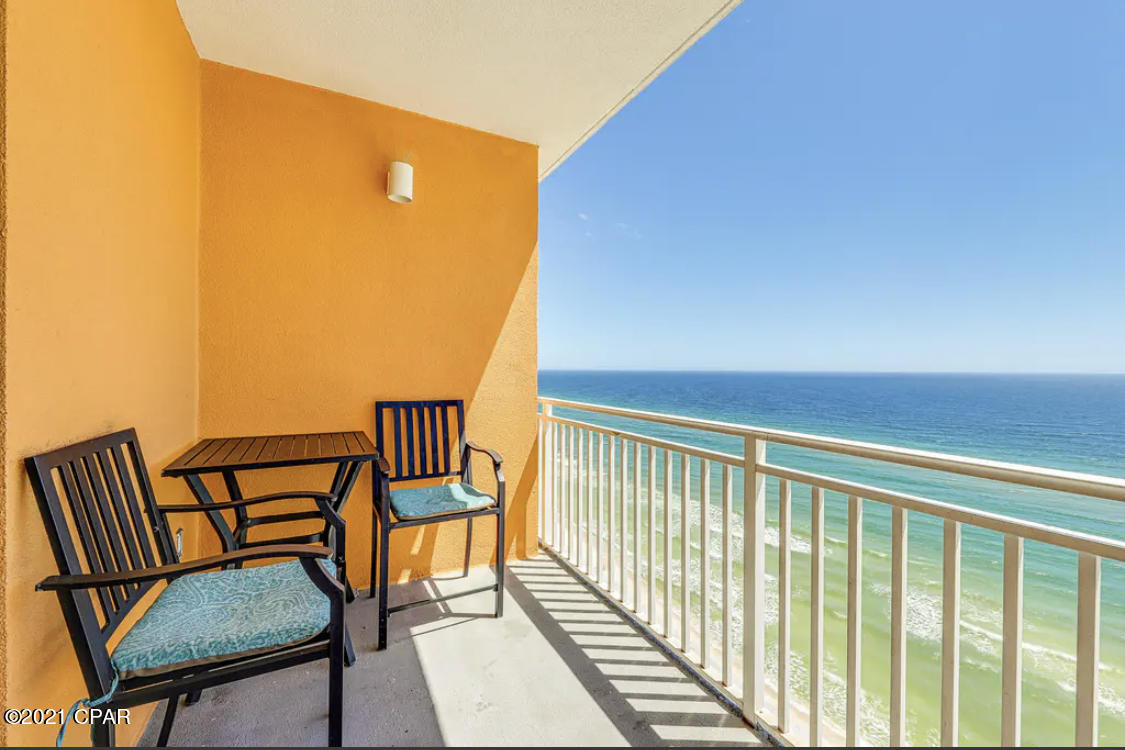 Splash Condo - Residential