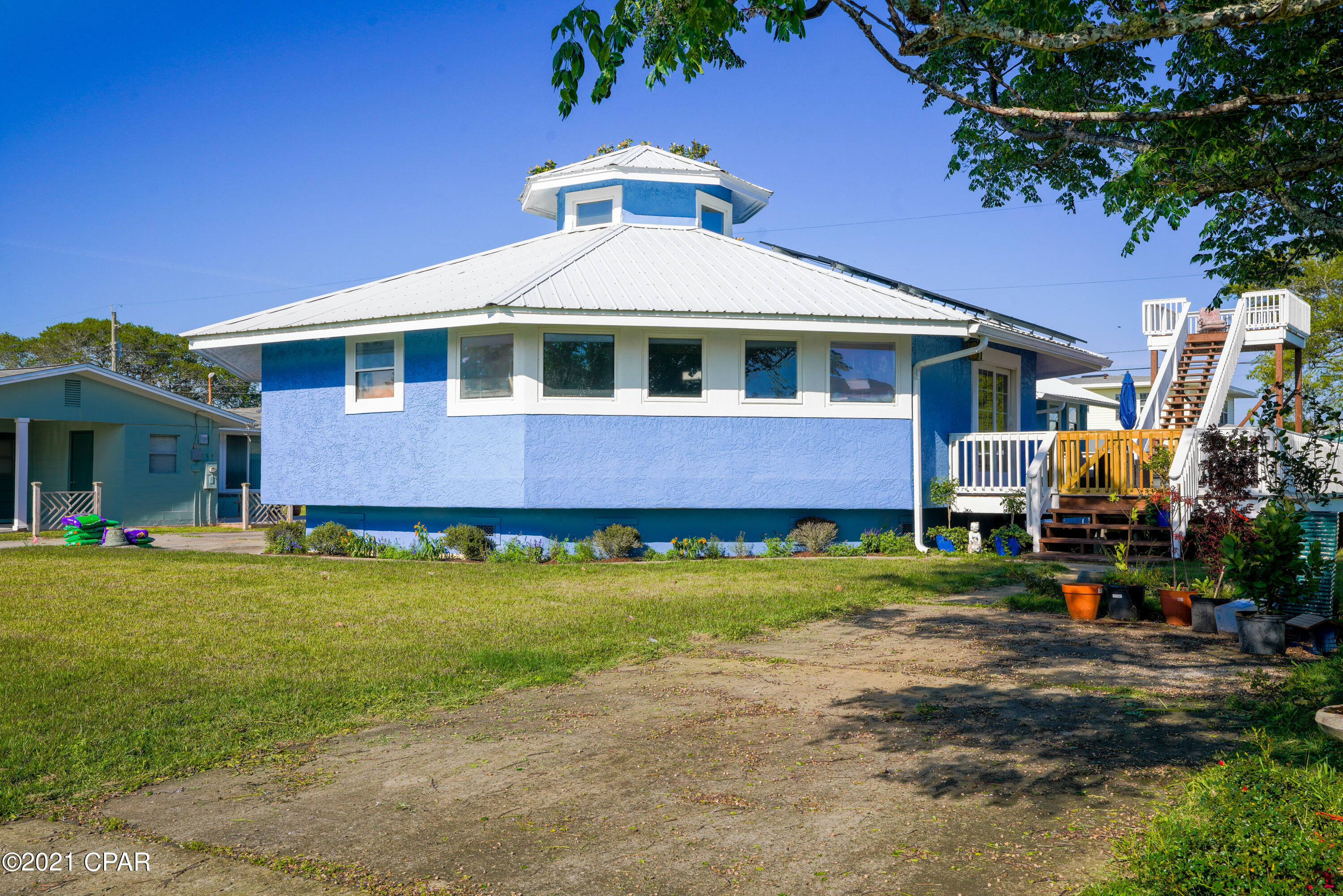Santa Monica Beach - Residential