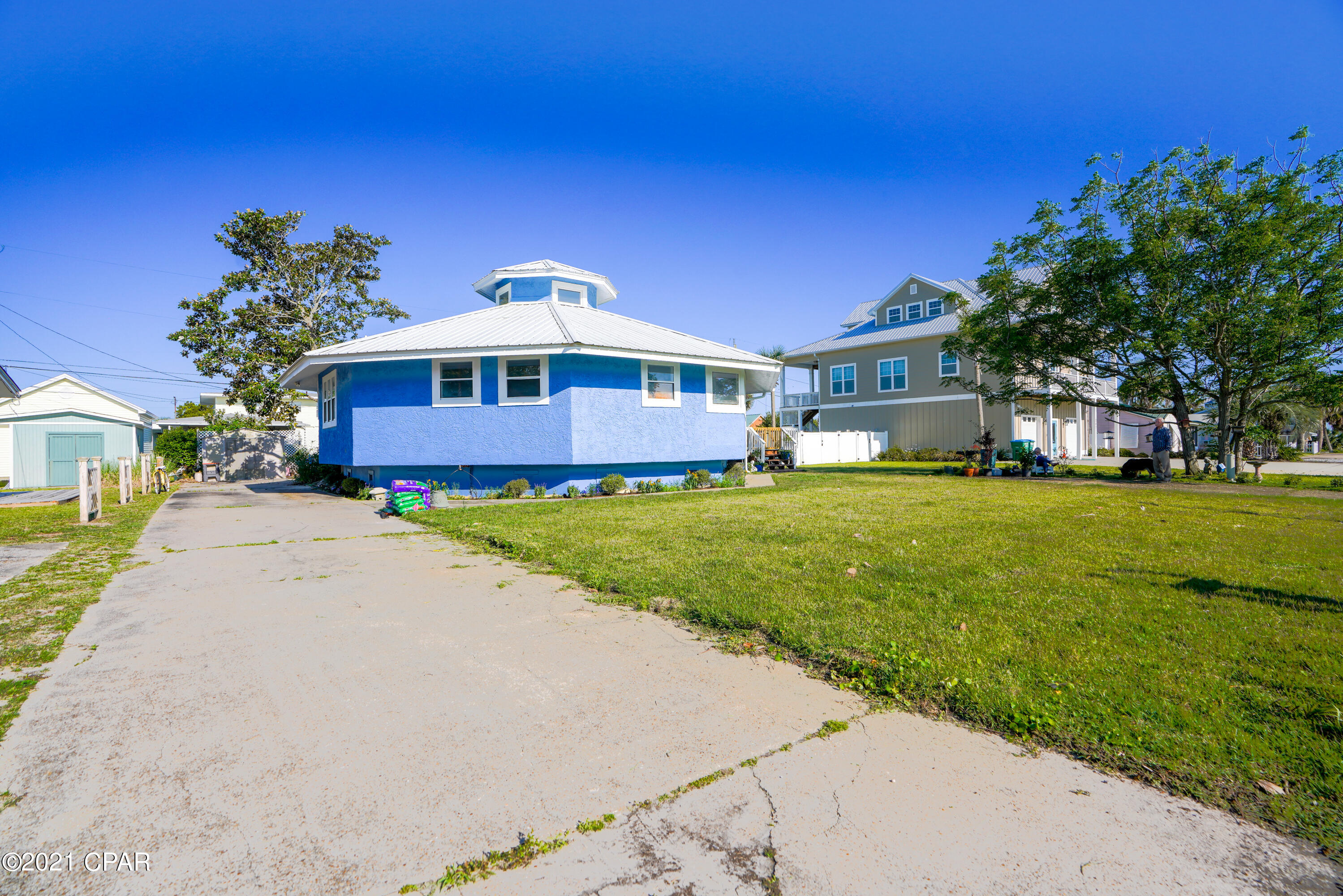 Santa Monica Beach - Residential