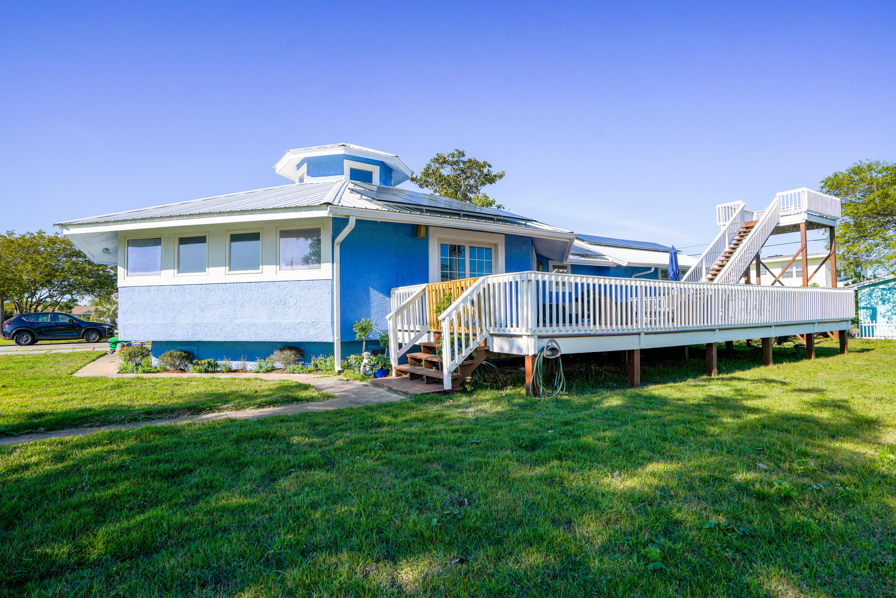 Santa Monica Beach - Residential