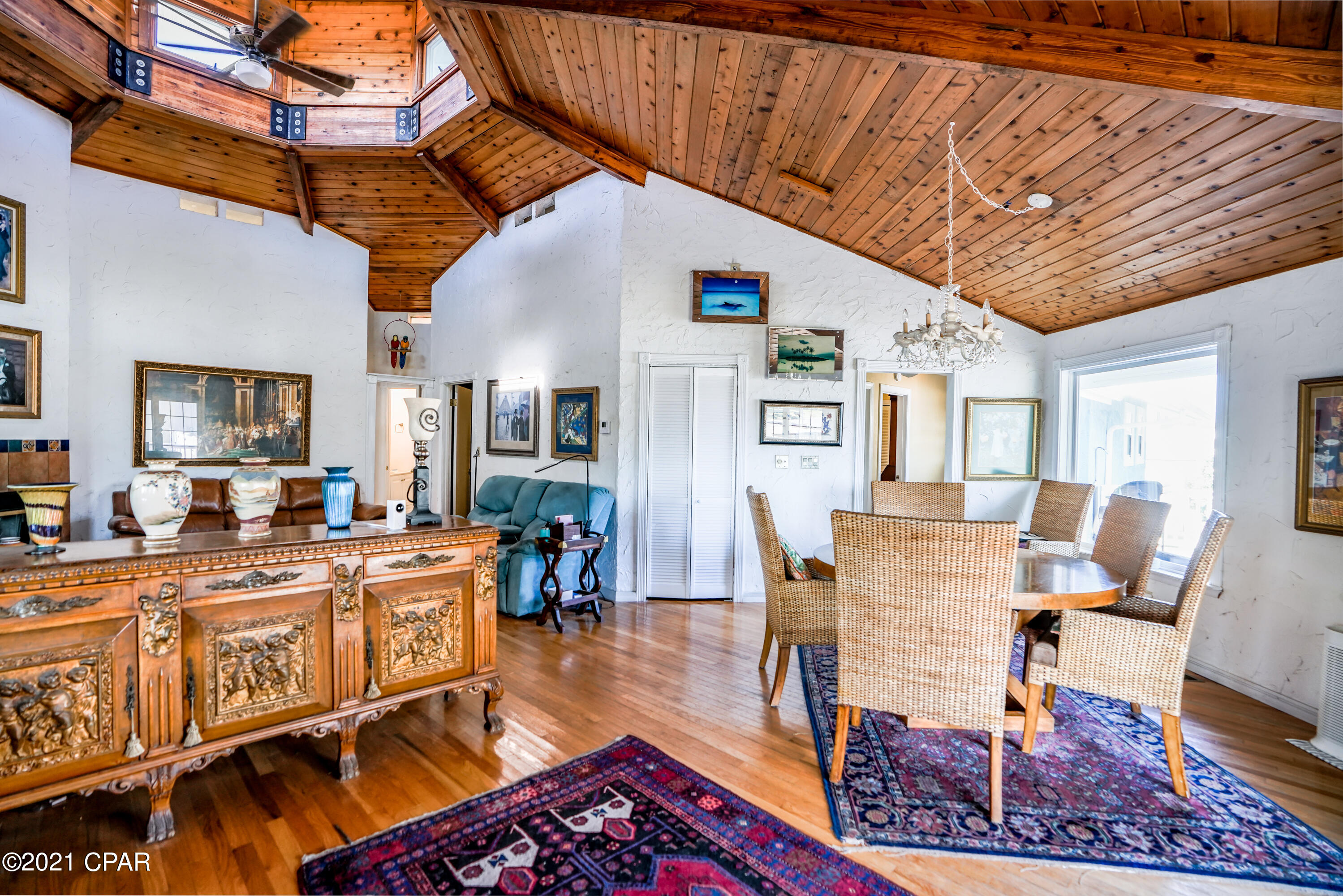 Santa Monica Beach - Residential