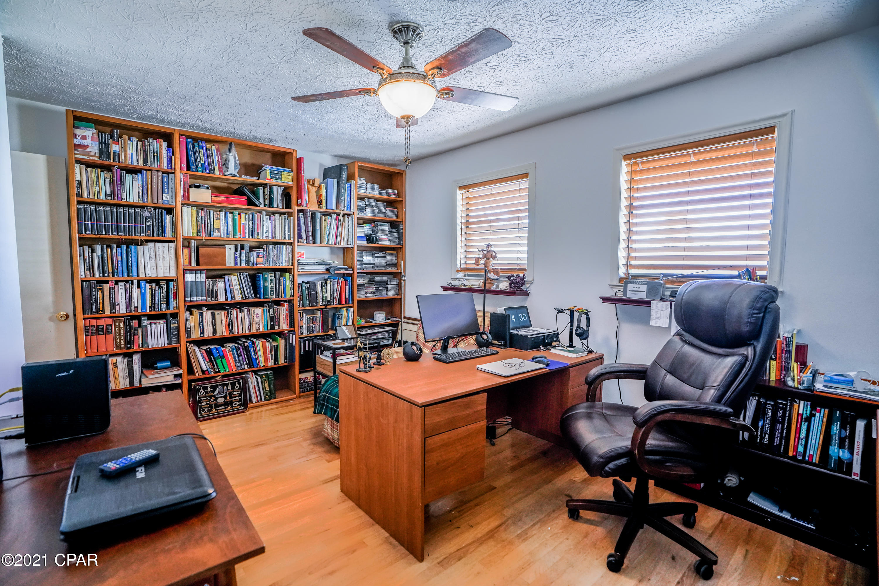 Santa Monica Beach - Residential