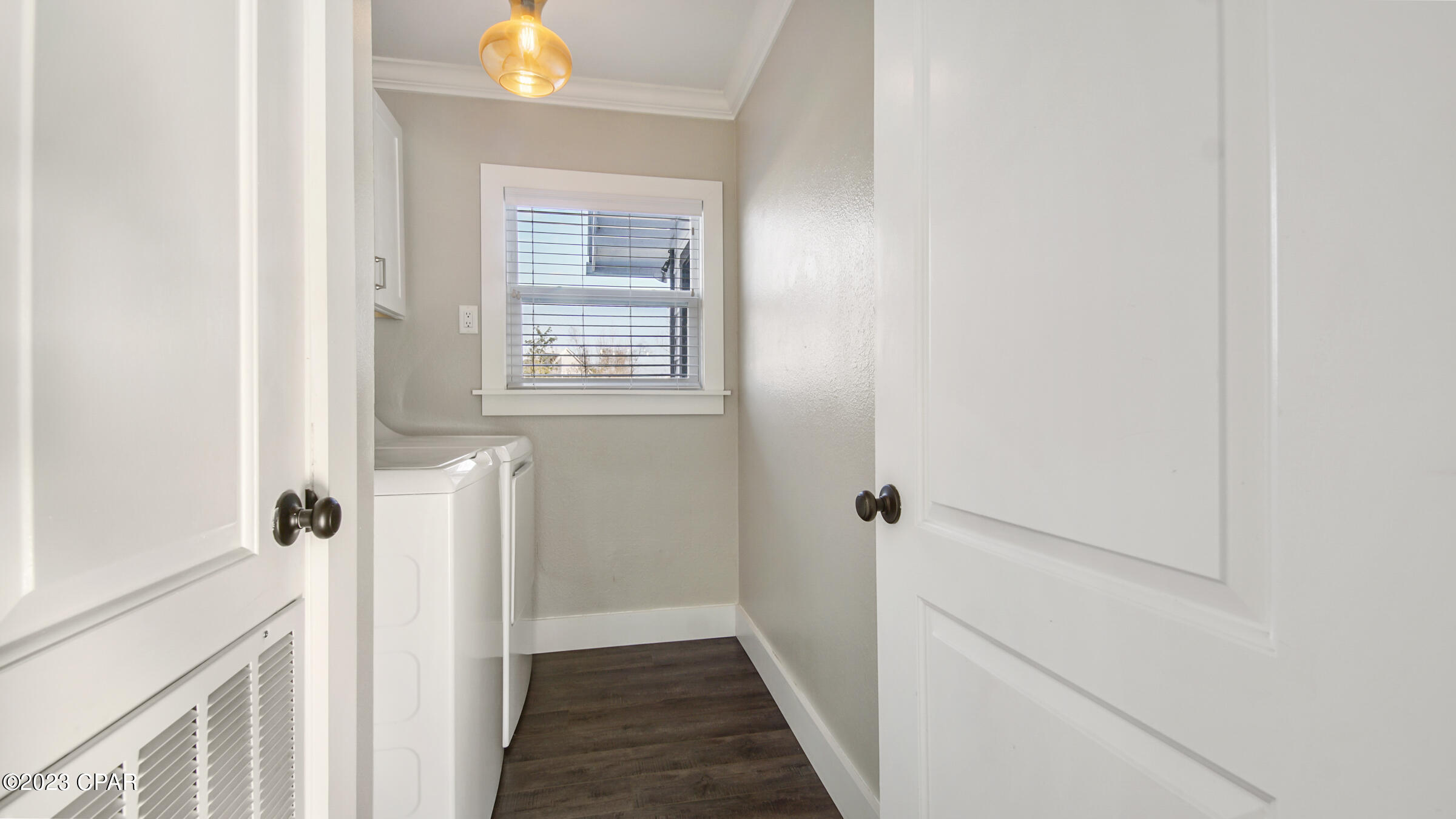 College Point Estate 1st Add - Residential