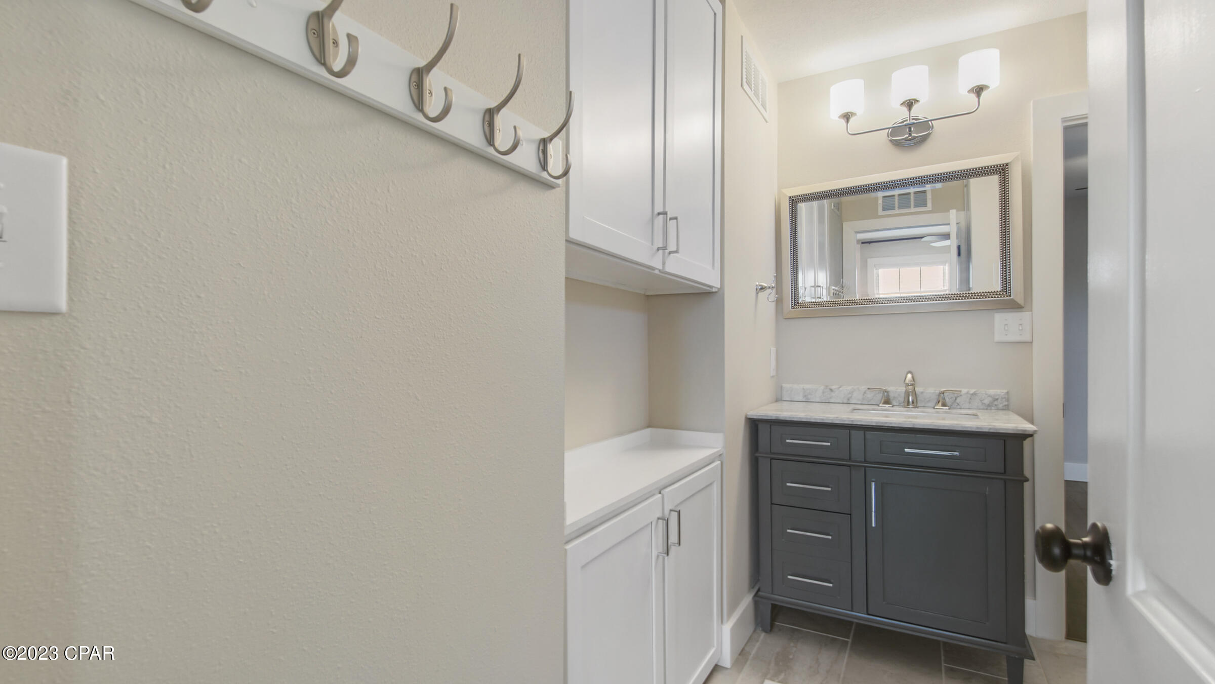 College Point Estate 1st Add - Residential