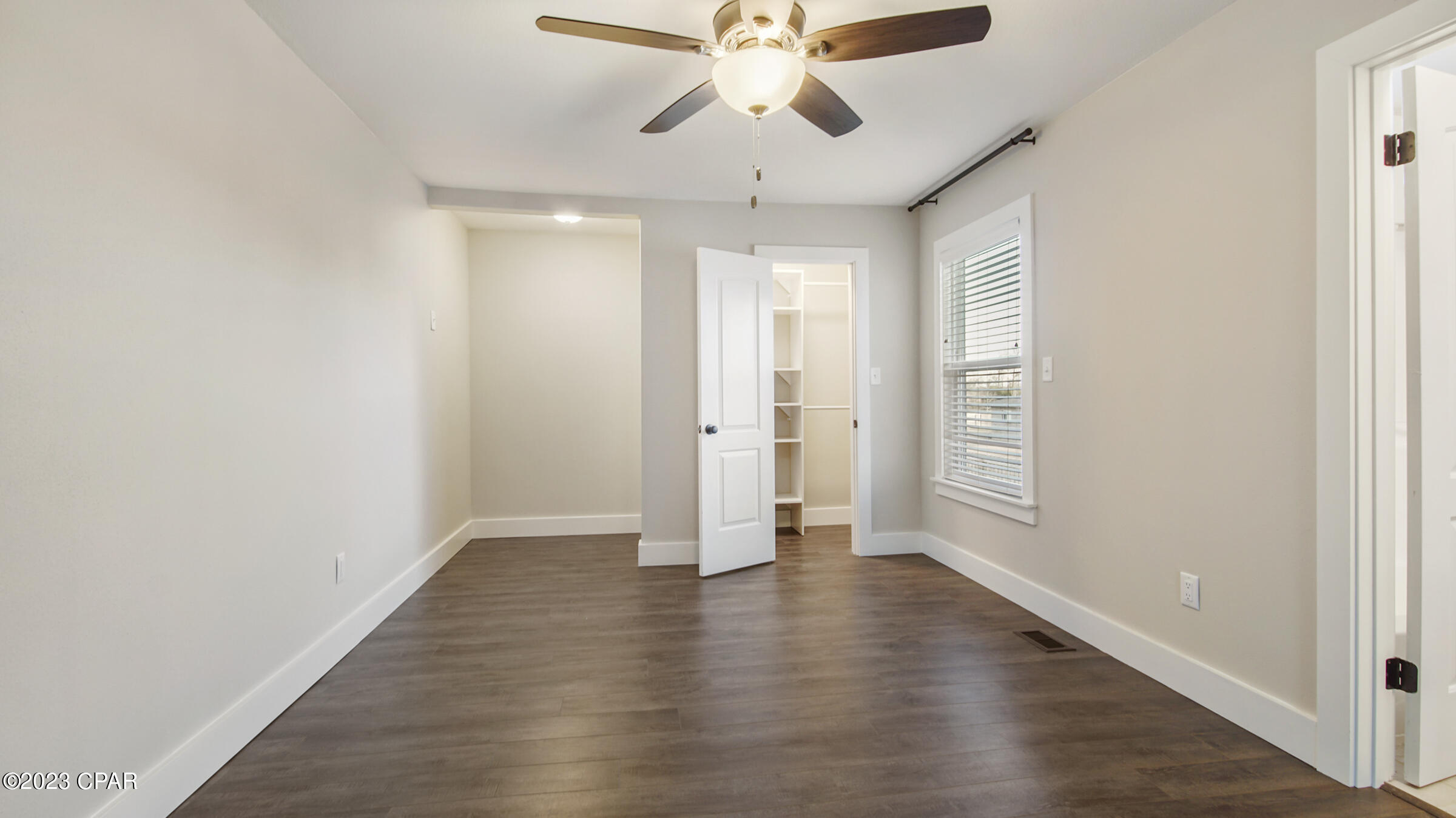 College Point Estate 1st Add - Residential