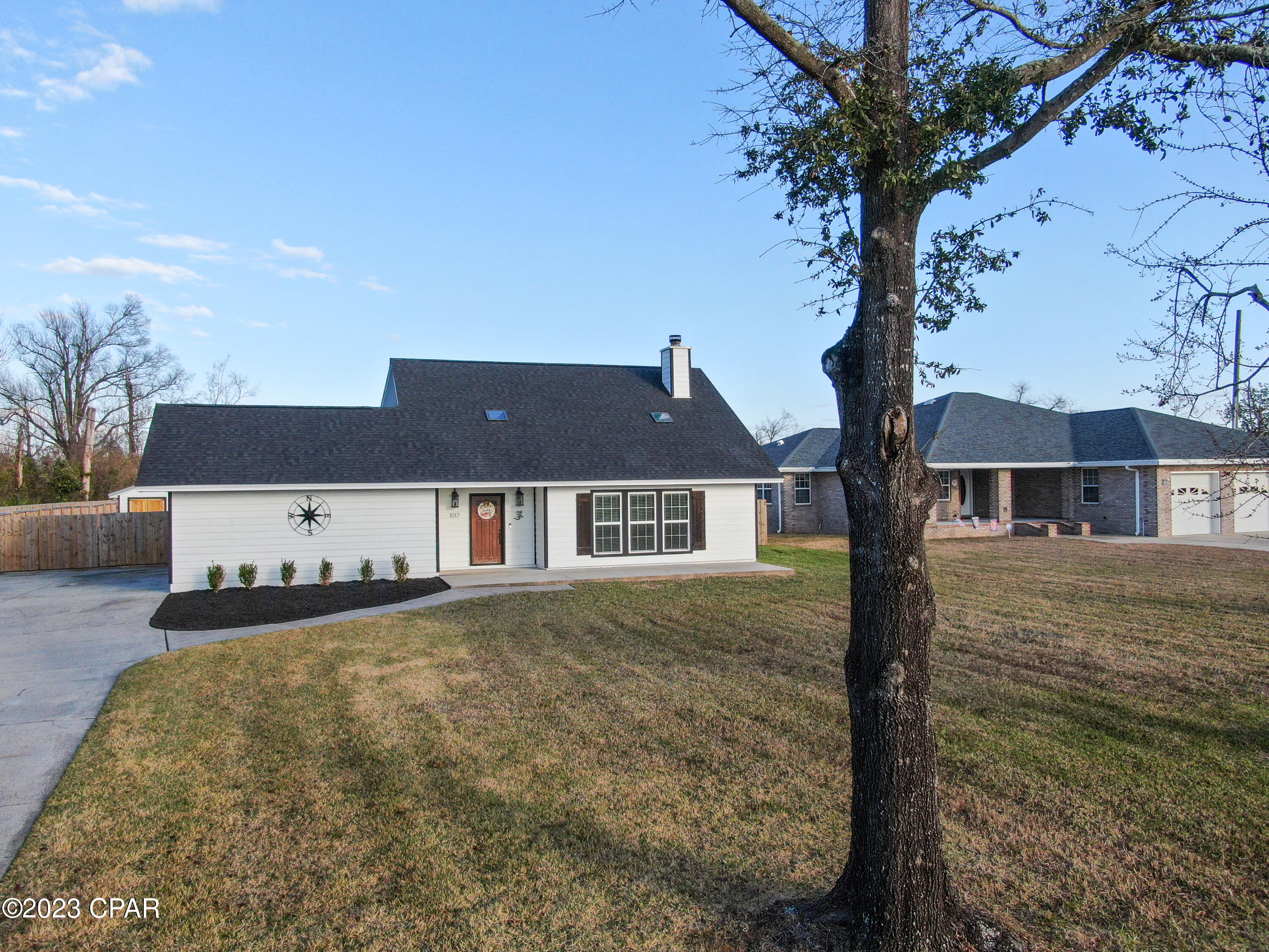 College Point Estate 1st Add - Residential