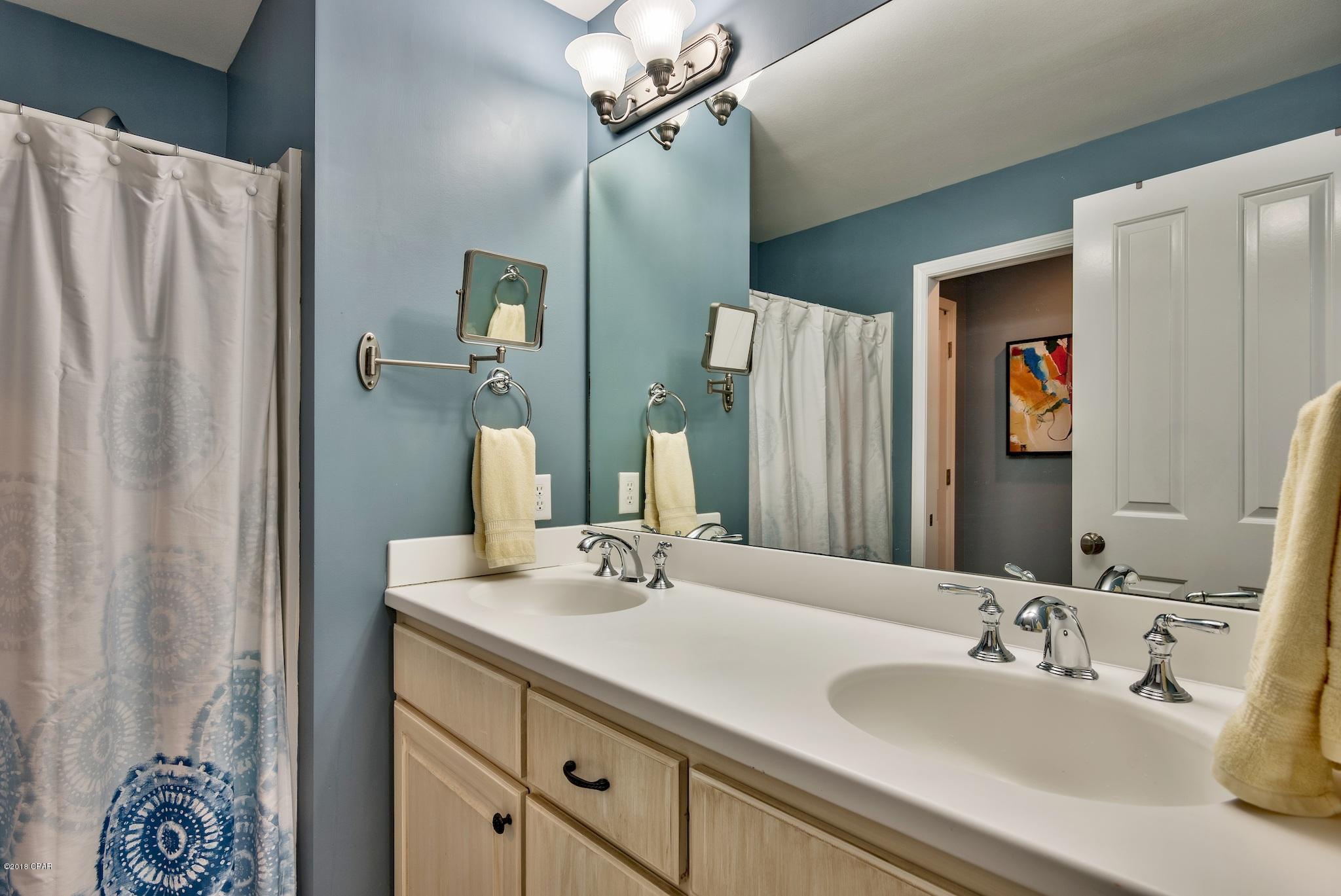 Annabella's Townhomes - Residential