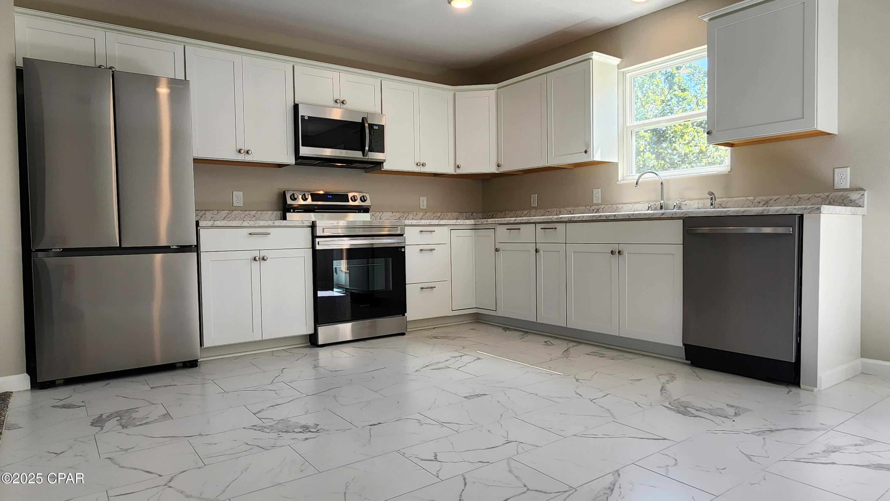 Grand Ridge - Residential