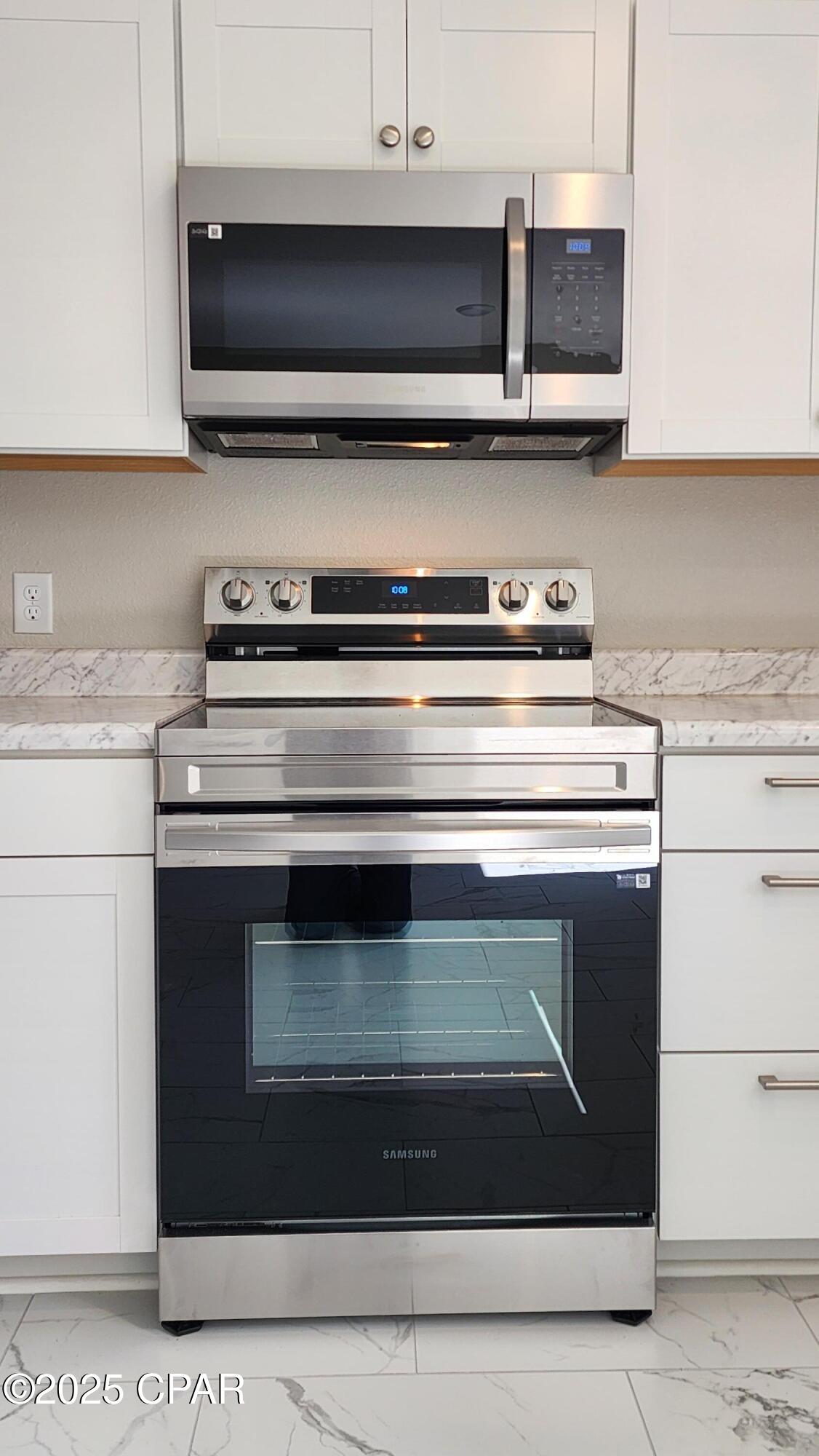 Grand Ridge - Residential