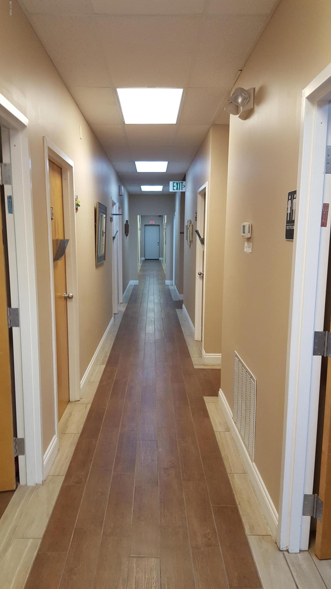 Holley Street Commercila Park - Commercial Lease