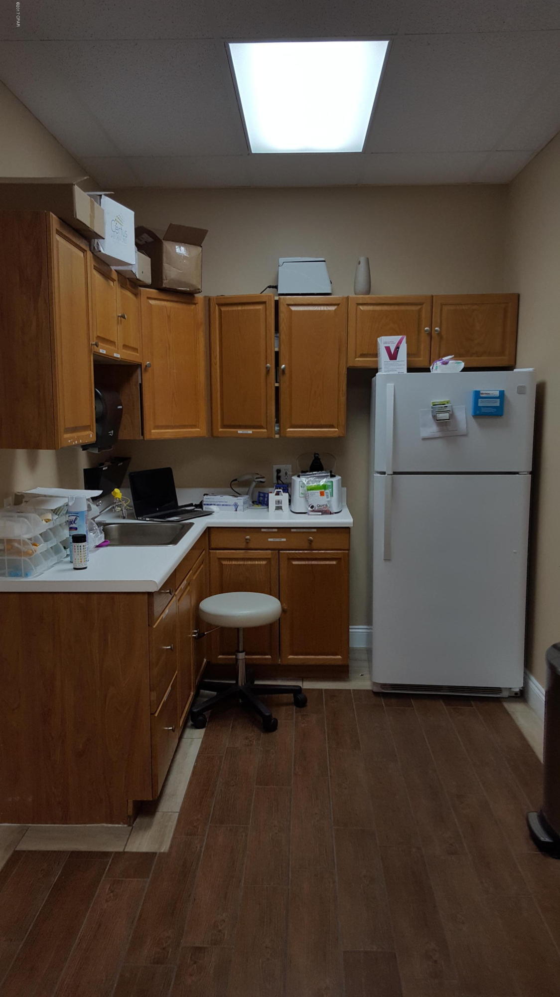 Holley Street Commercila Park - Commercial Lease