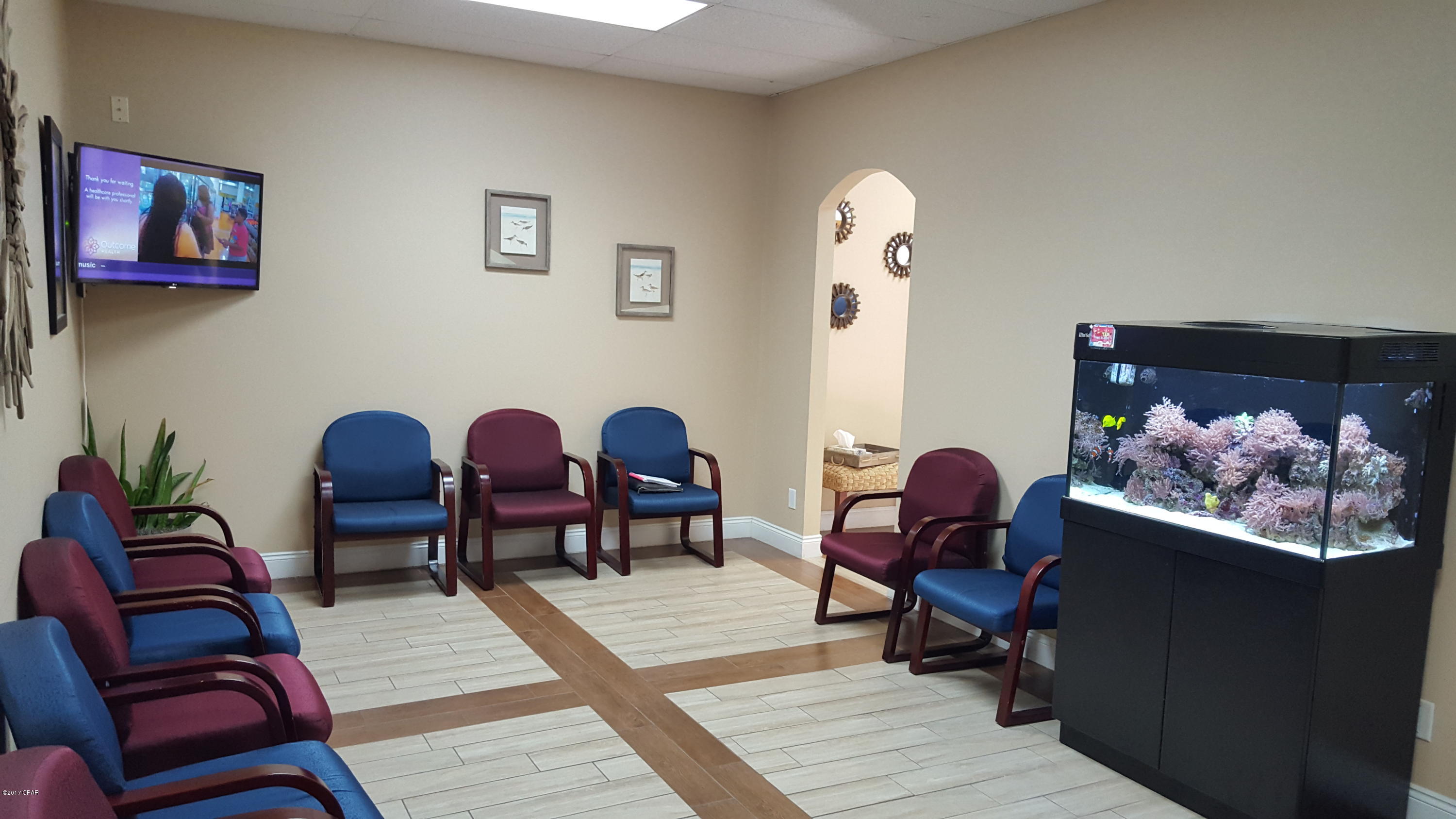 Holley Street Commercila Park - Commercial Lease