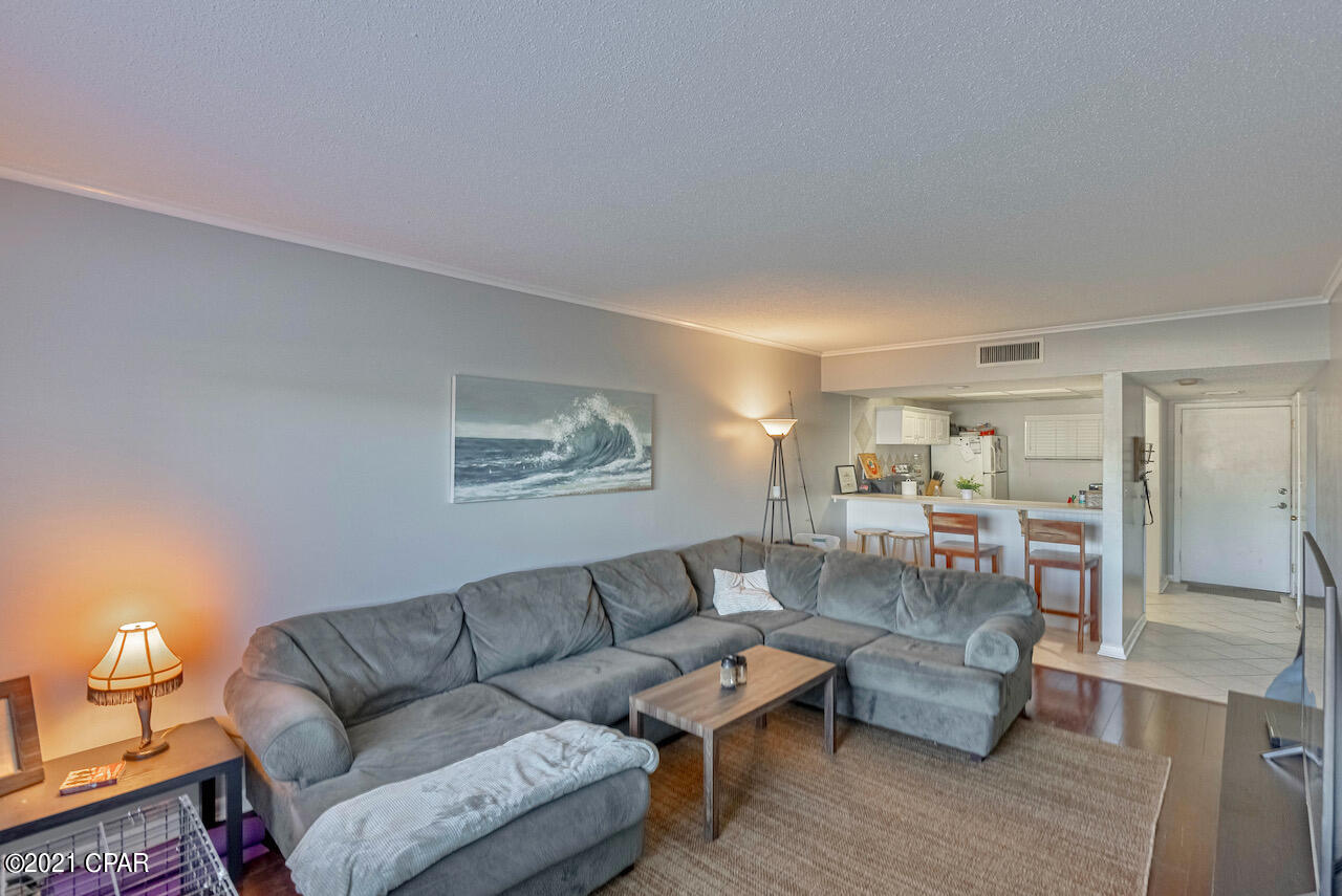 Colony Club - Residential