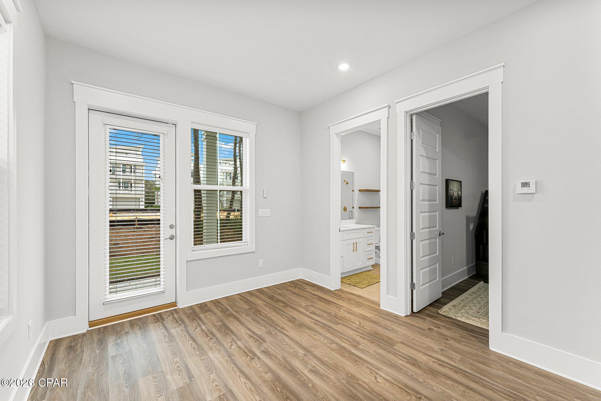 [No Recorded Subdiv] - Residential Lease