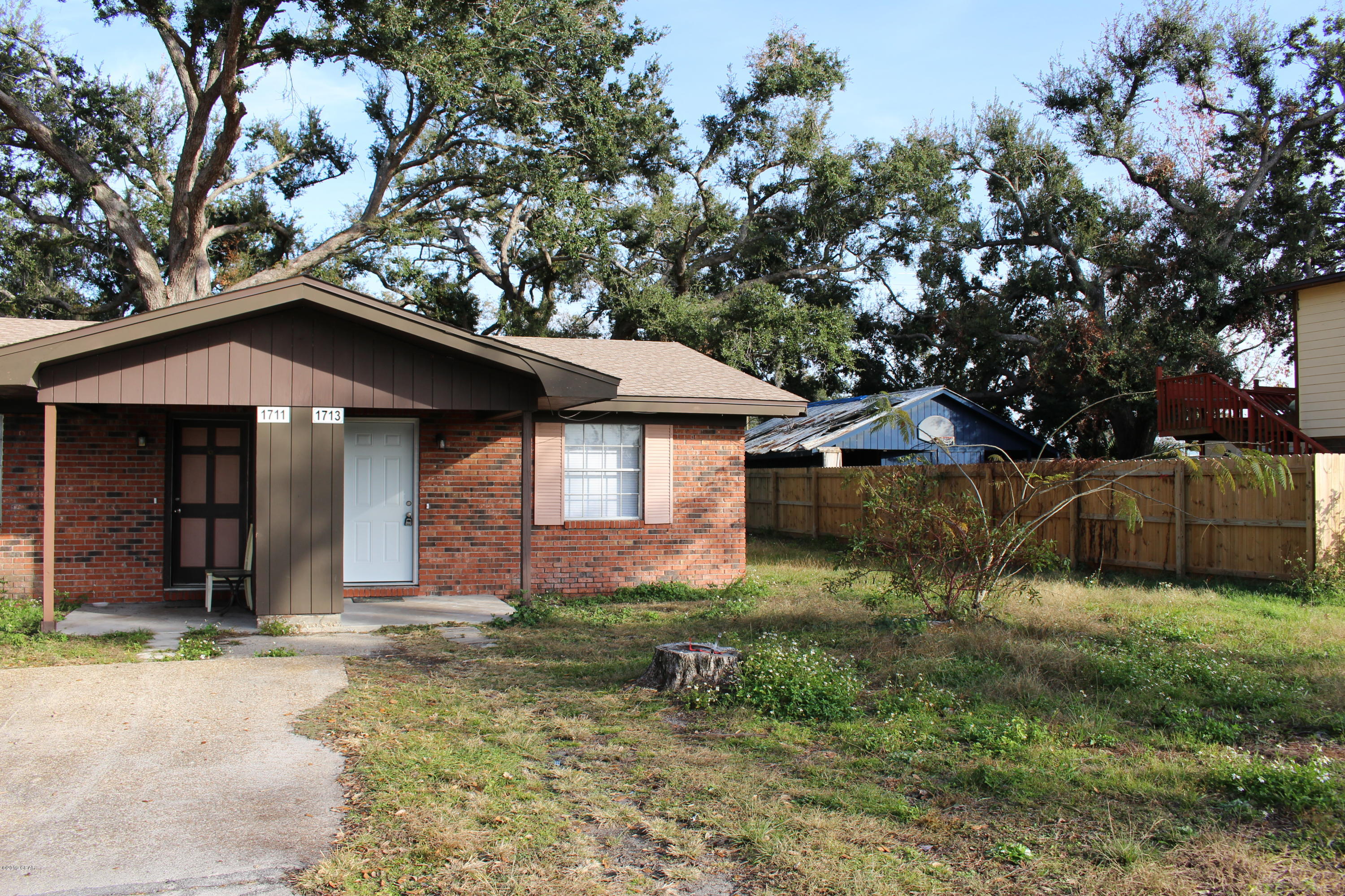 [No Recorded Subdiv] - Residential Lease