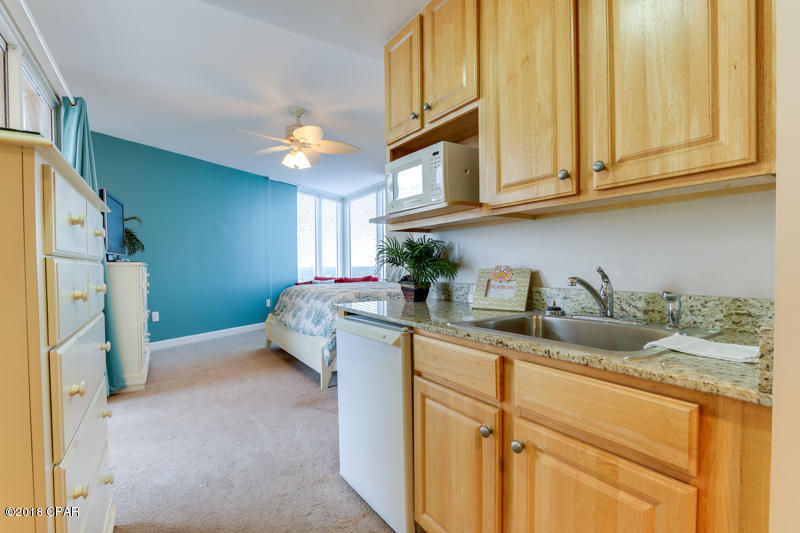 Splash Condo - Residential