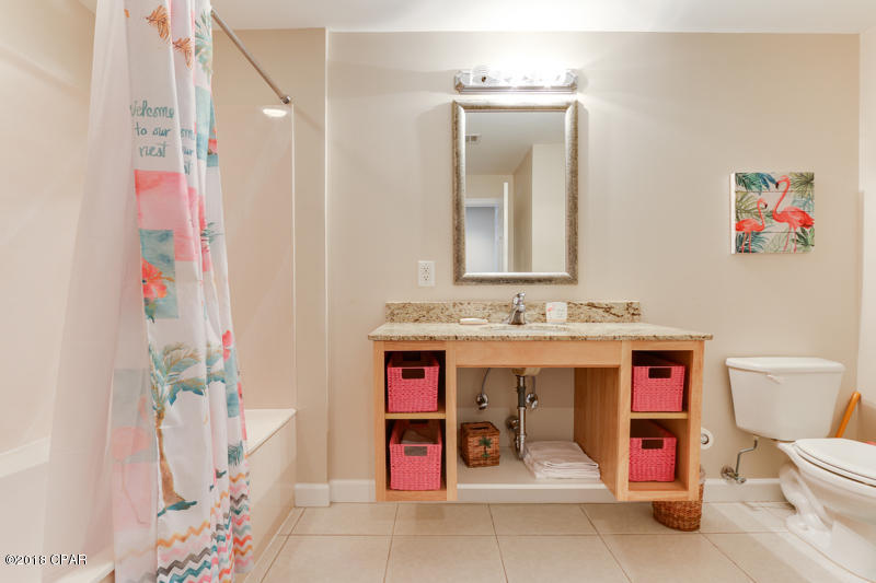 Splash Condo - Residential