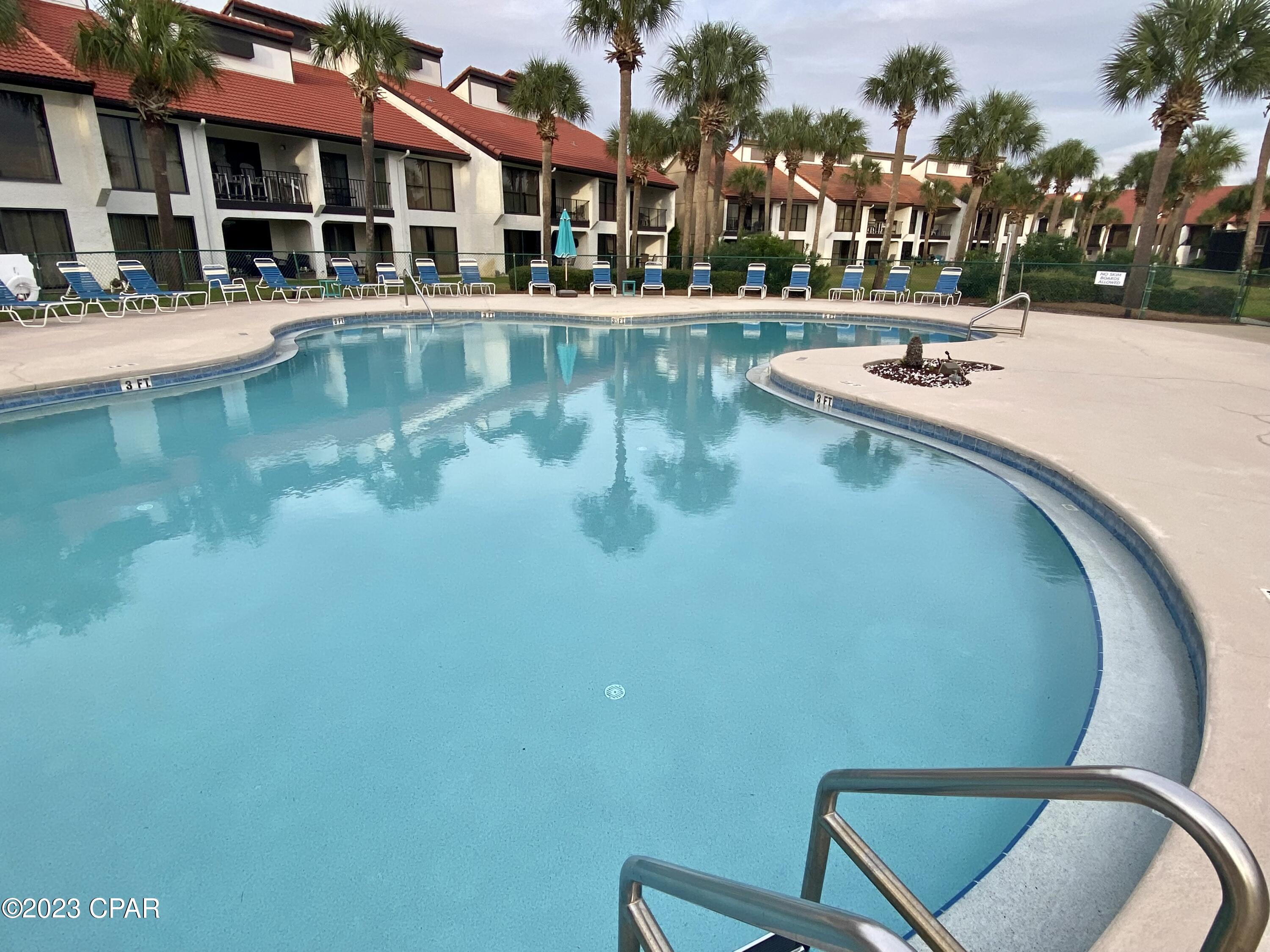 River Oaks Tennis Villas - Residential