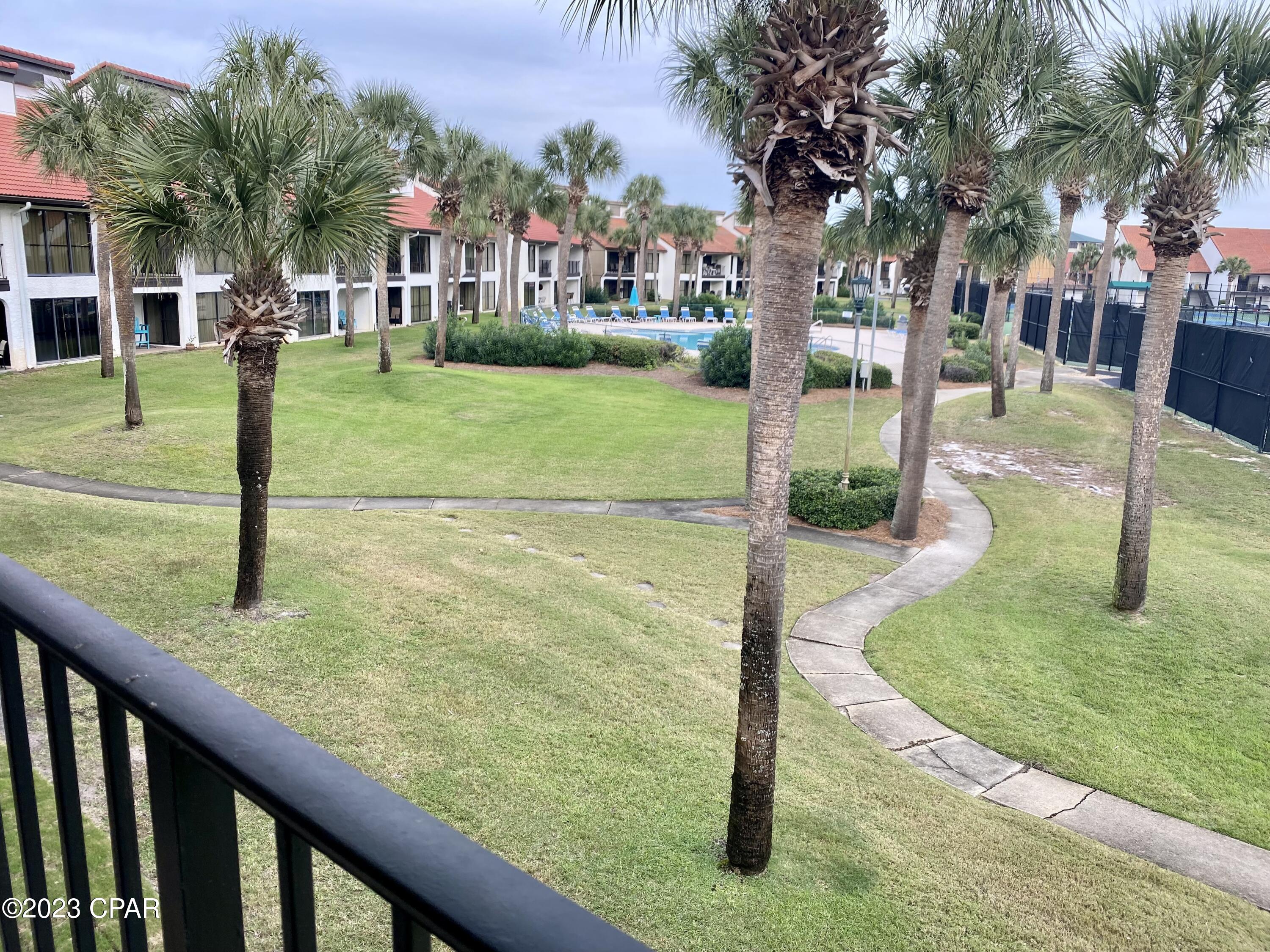 River Oaks Tennis Villas - Residential