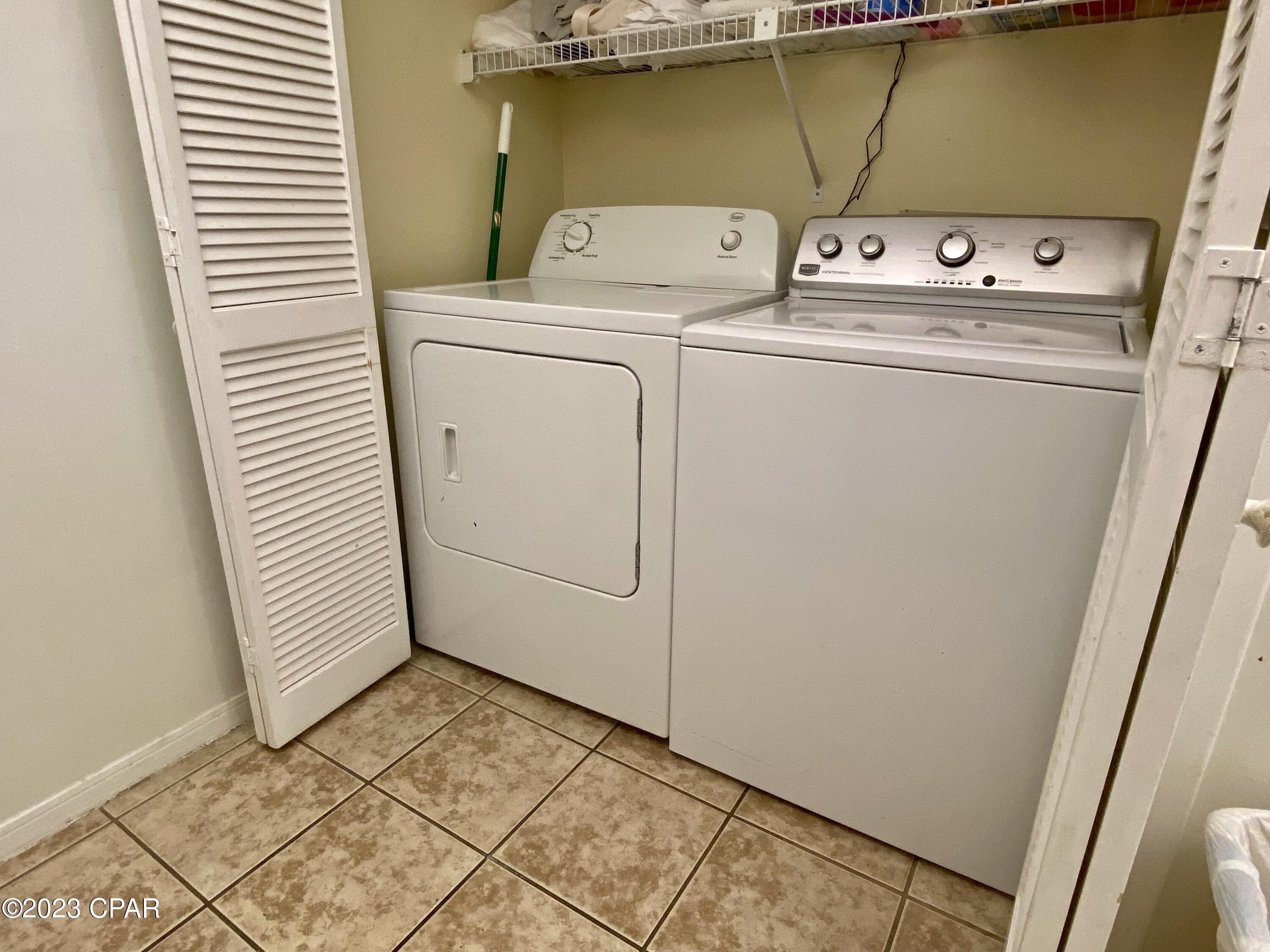 River Oaks Tennis Villas - Residential