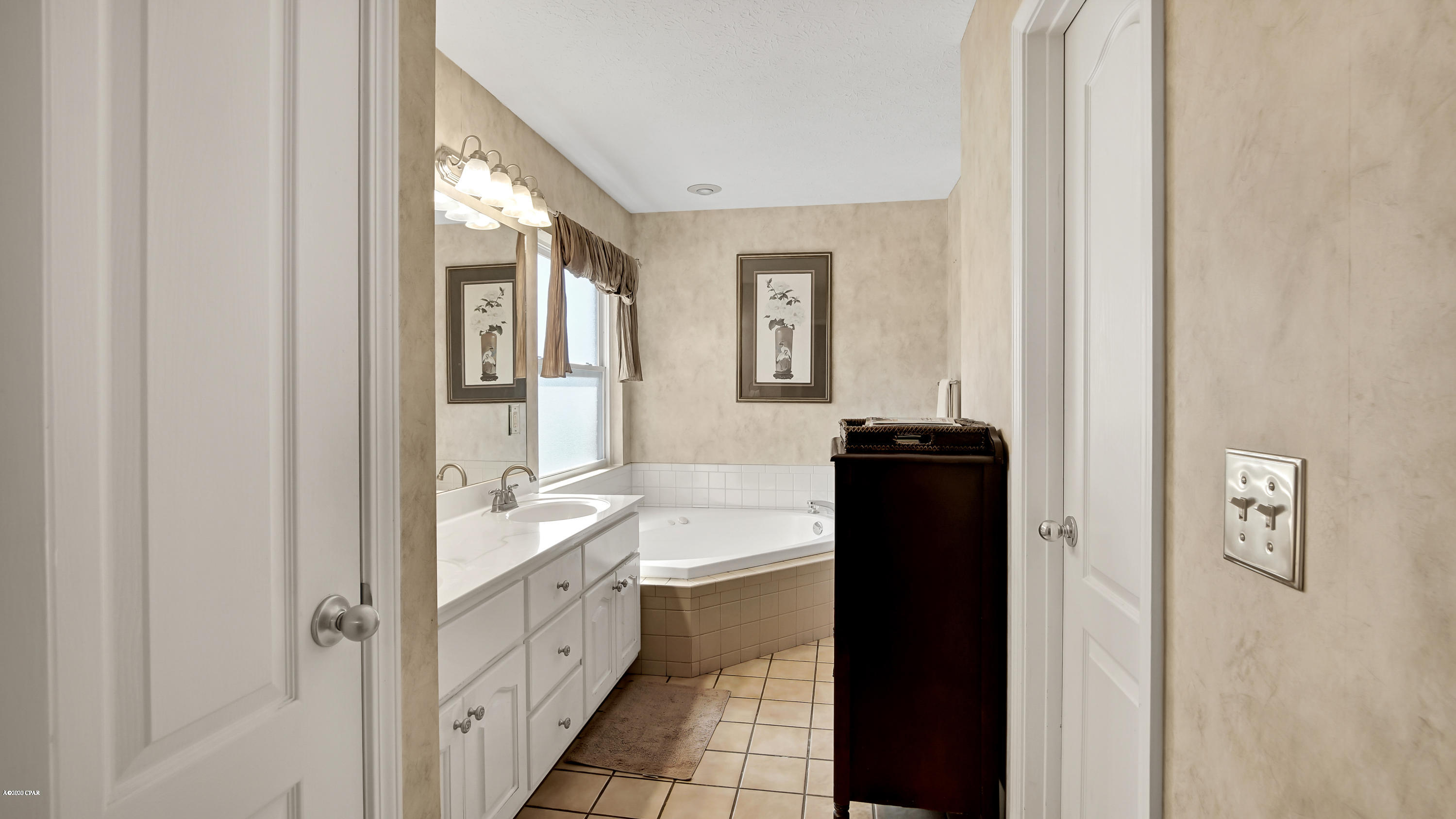 Mowat Highlands Ph VI - Residential