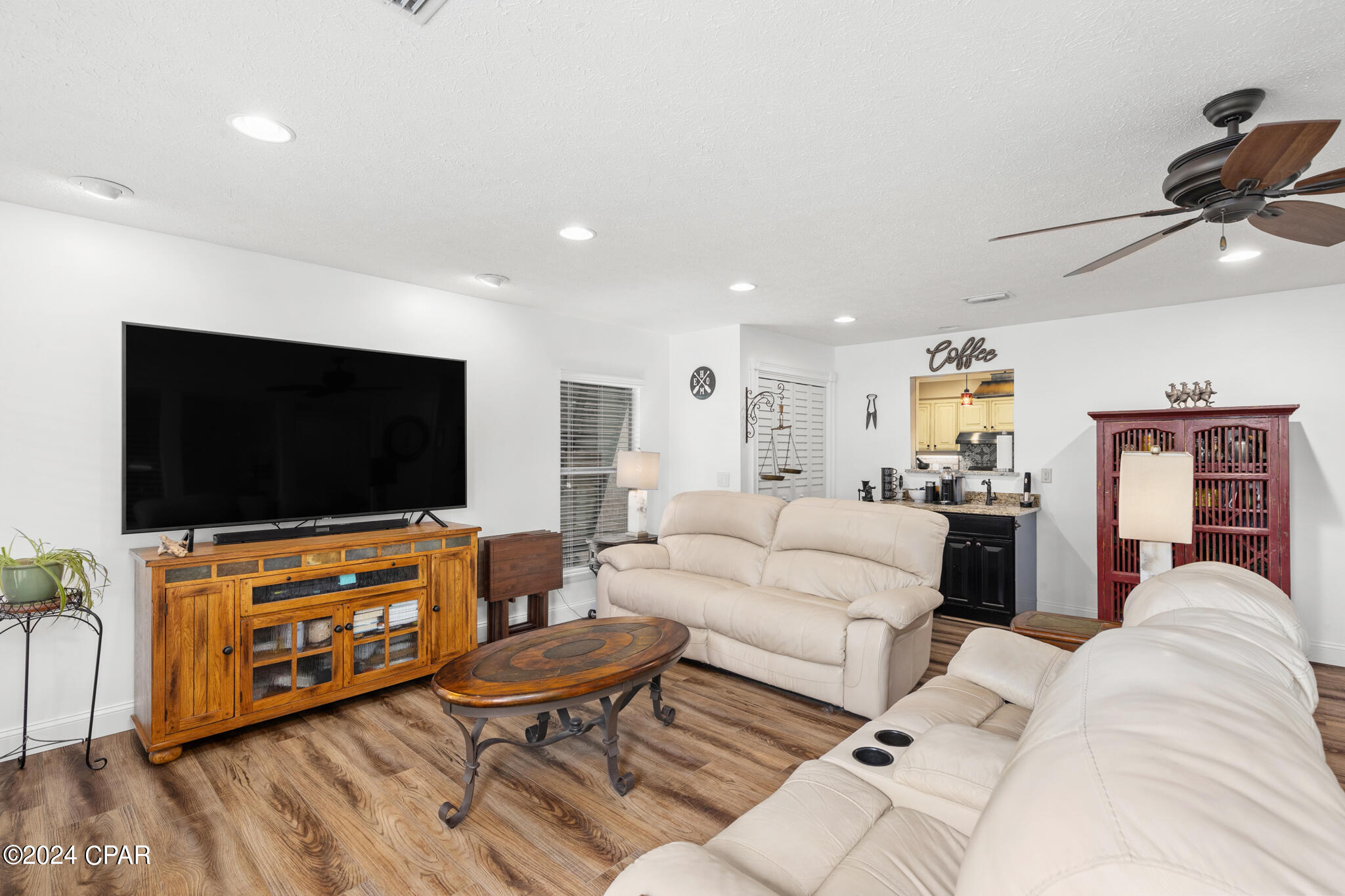 Kings Point Harbour U-I Replat - Residential