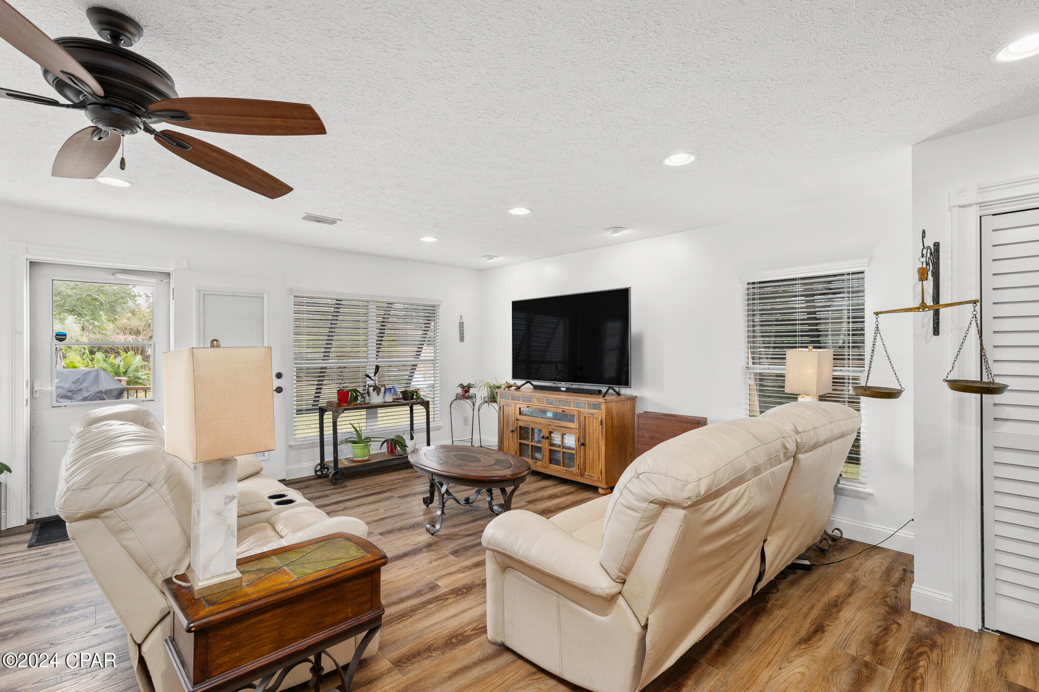 Kings Point Harbour U-I Replat - Residential