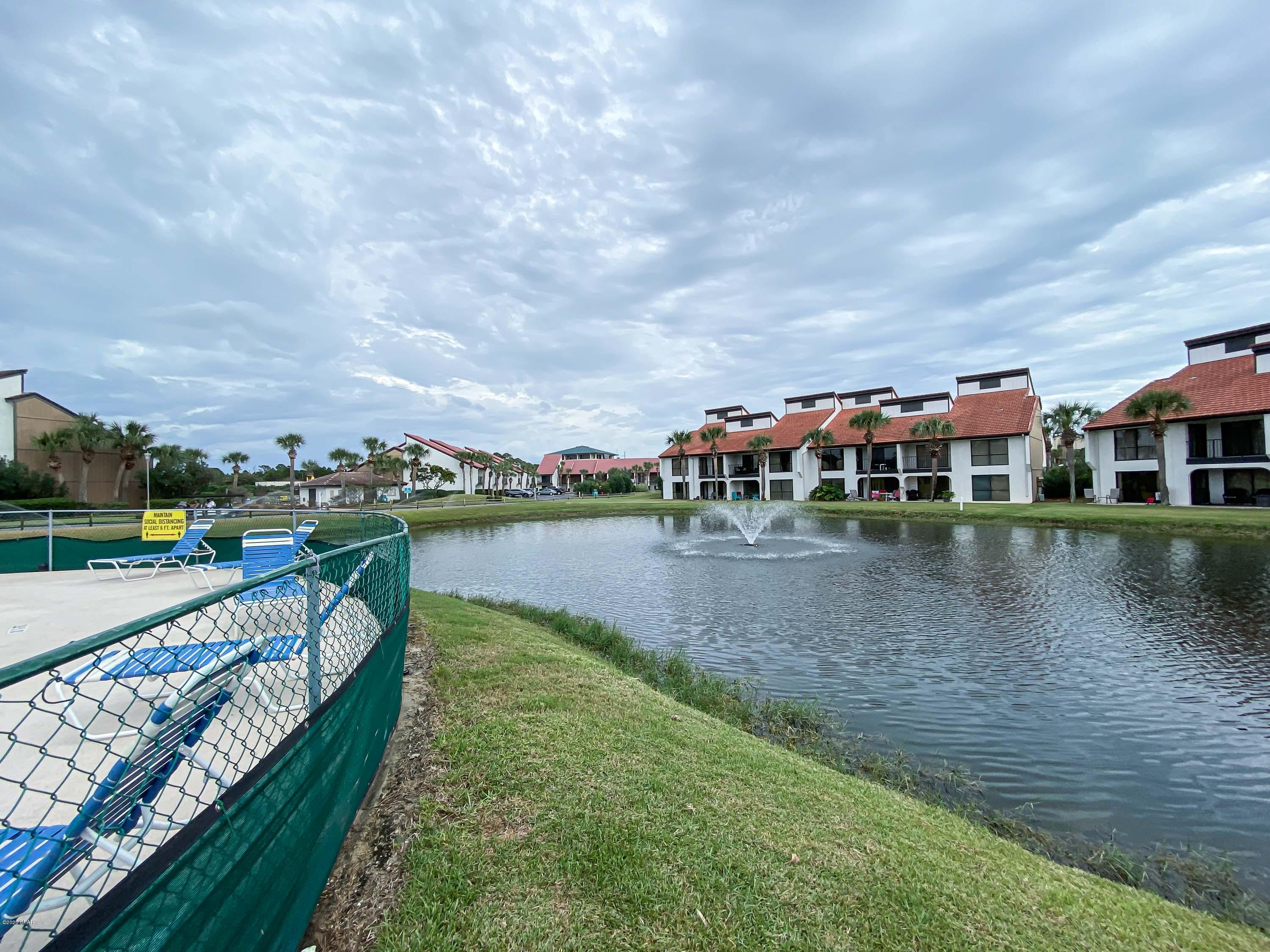 Edgewater Golf Villas 6 B - Residential
