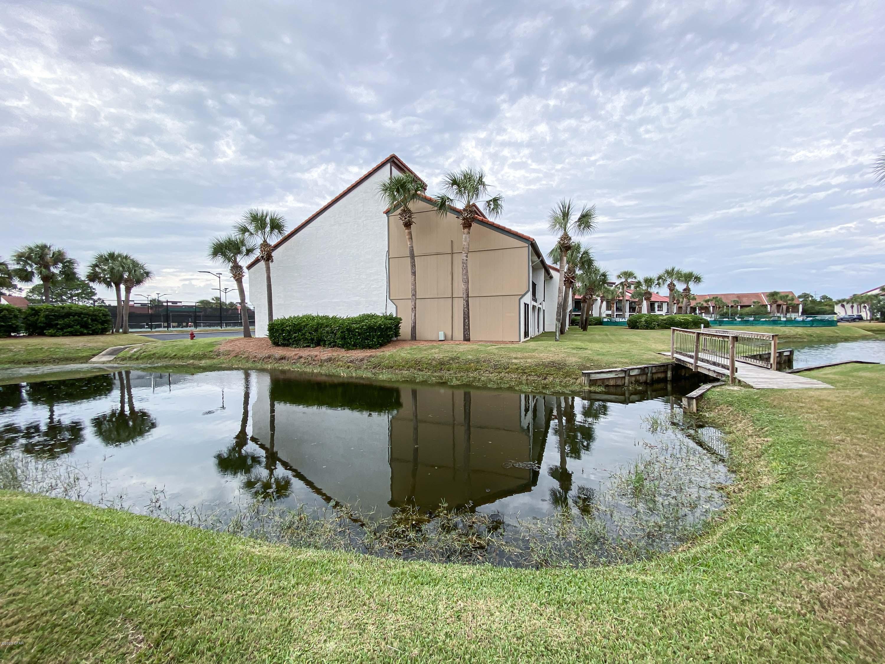 Edgewater Golf Villas 6 B - Residential