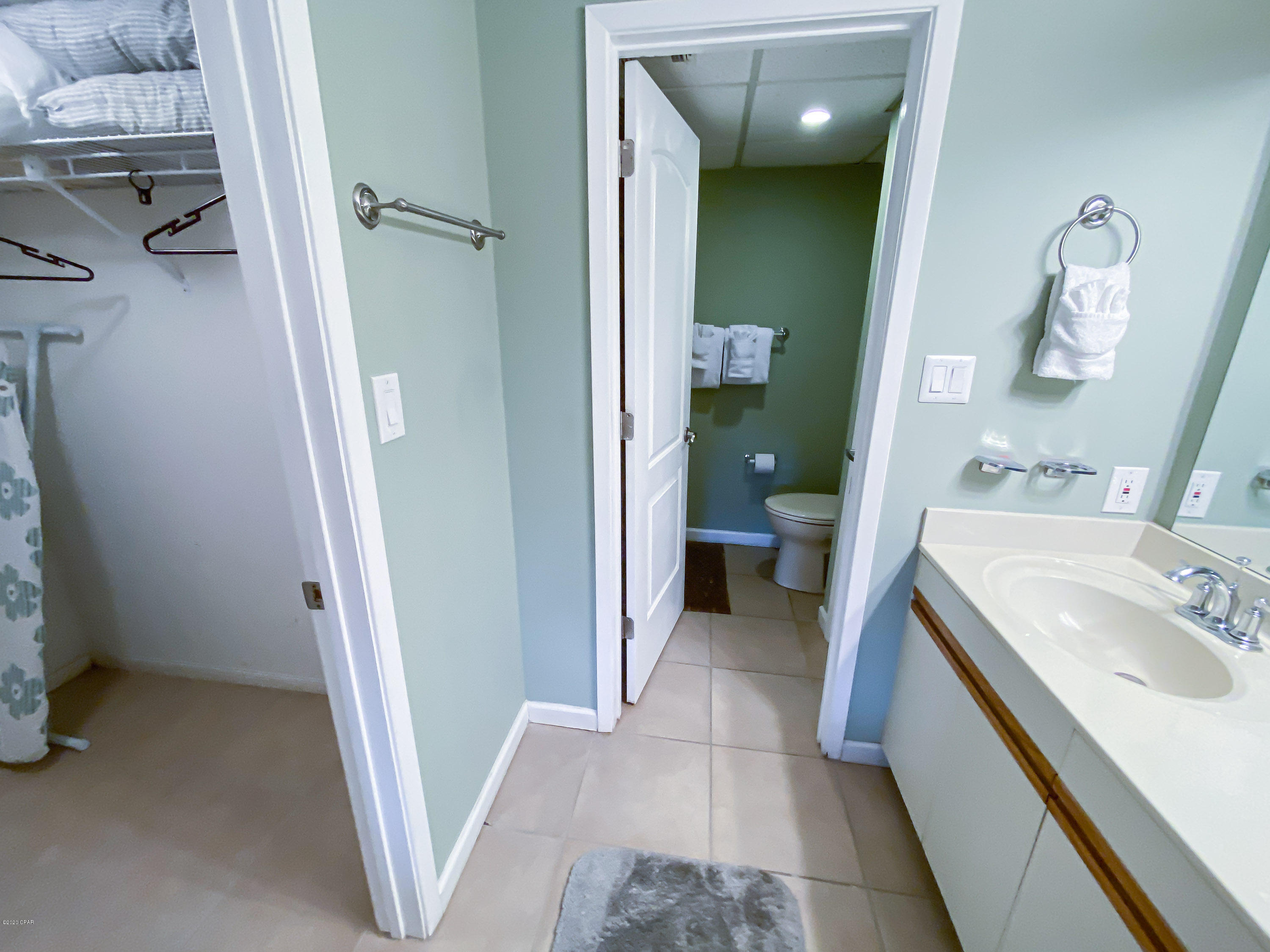 Edgewater Golf Villas 6 B - Residential