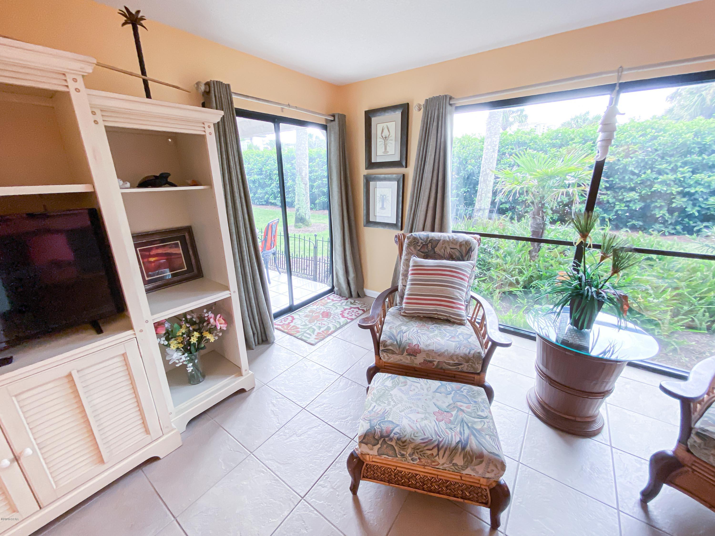 Edgewater Golf Villas 6 B - Residential