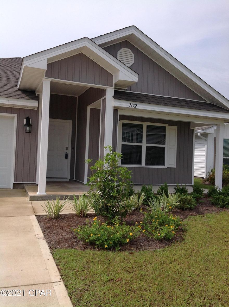 CURRENTLY UNDER CONTRACT, SELLER ACCEPTING BACKUP OFFERS.  

Move in Ready - Contemporary newer home featuring 4 bedrooms, 2 full baths and an open plan living area.   Well appointed kitchen with large island providing ample work surface.  Easy care maintenance.  Covered back porch and level yard. Close to TAFB and other amenities like shopping, entertainment and good schools.