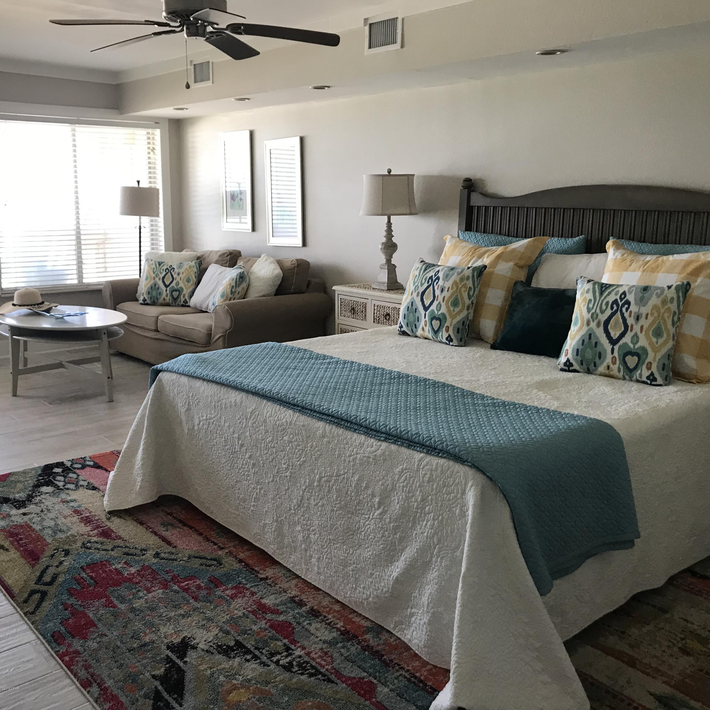 Shores Townhouses - Residential