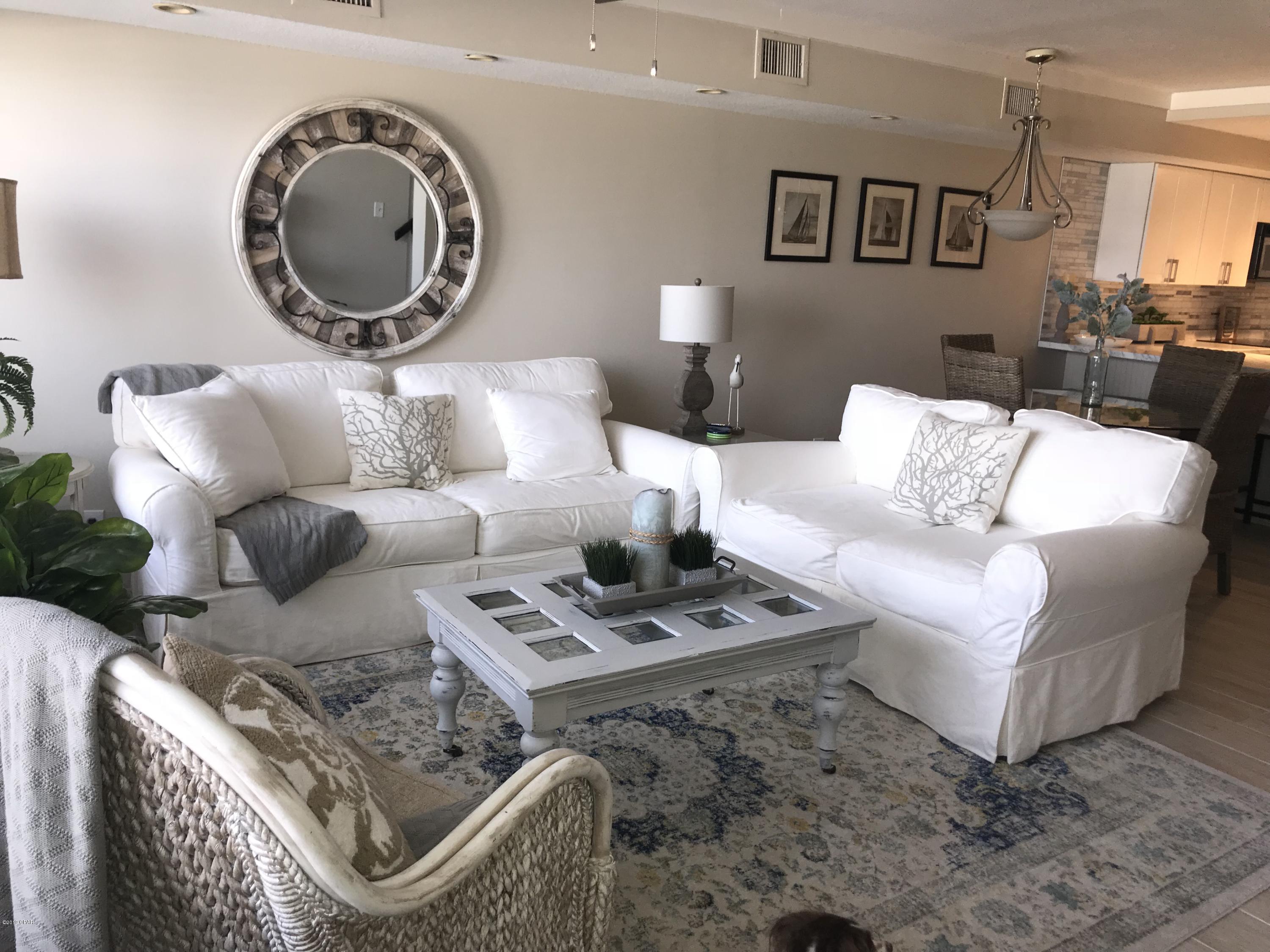 Shores Townhouses - Residential