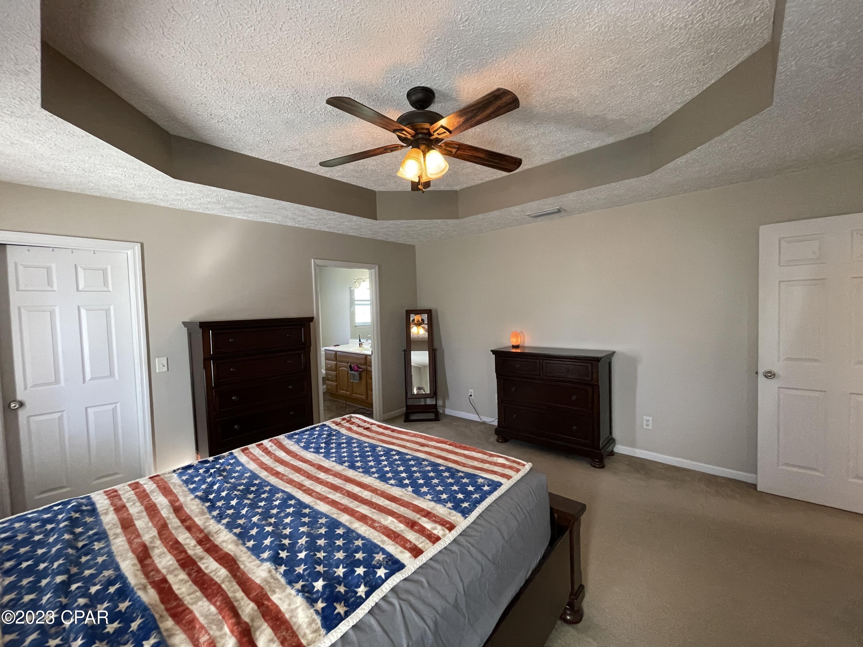 Indian Bluff Estates Unit 2 - Residential Lease