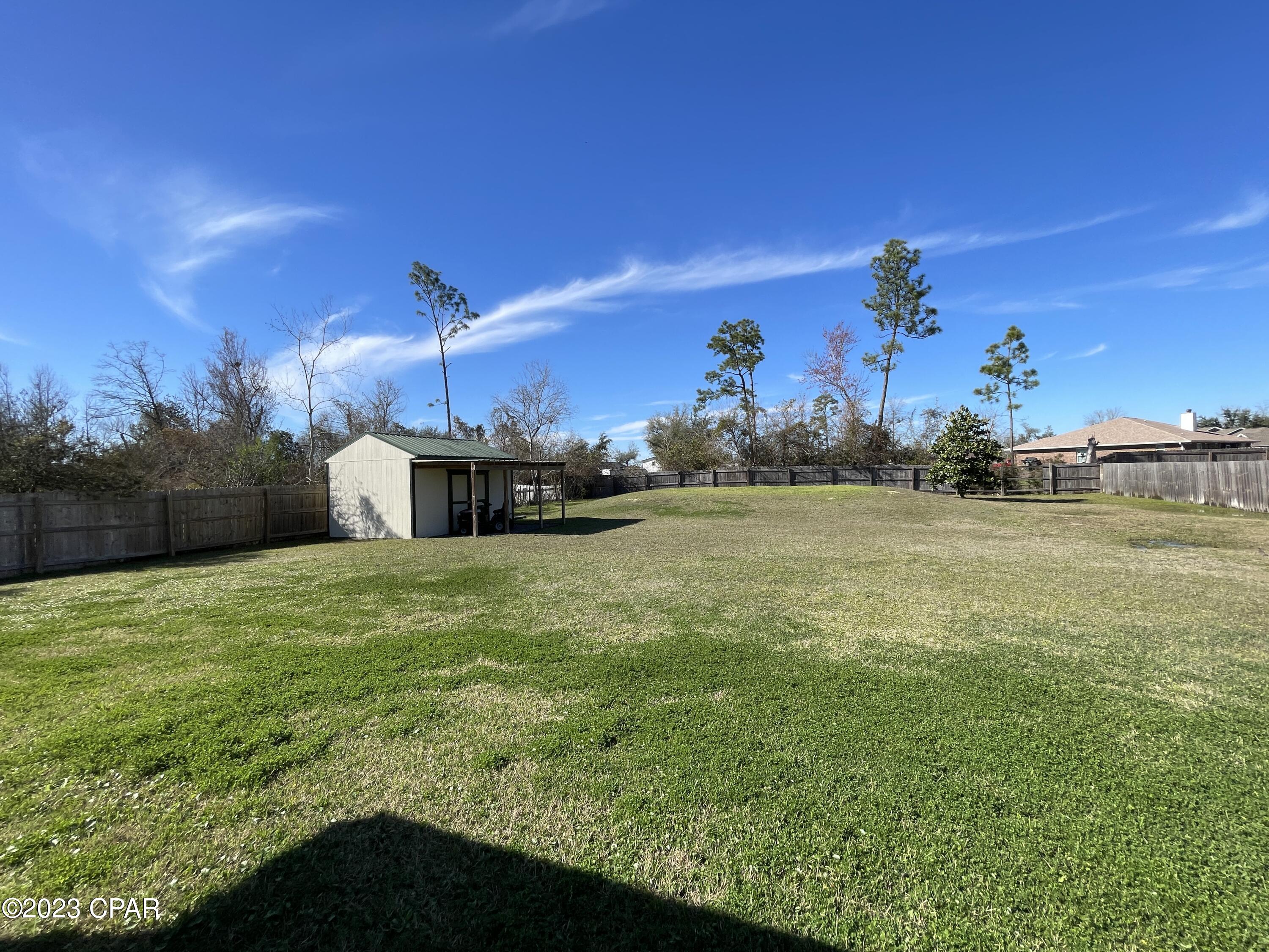 Indian Bluff Estates Unit 2 - Residential Lease