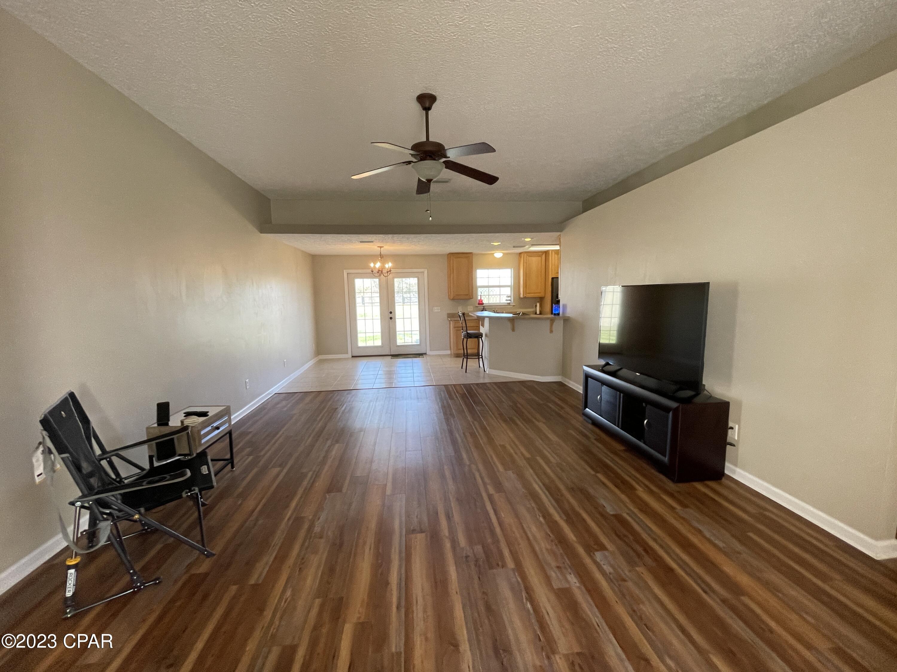 Indian Bluff Estates Unit 2 - Residential Lease