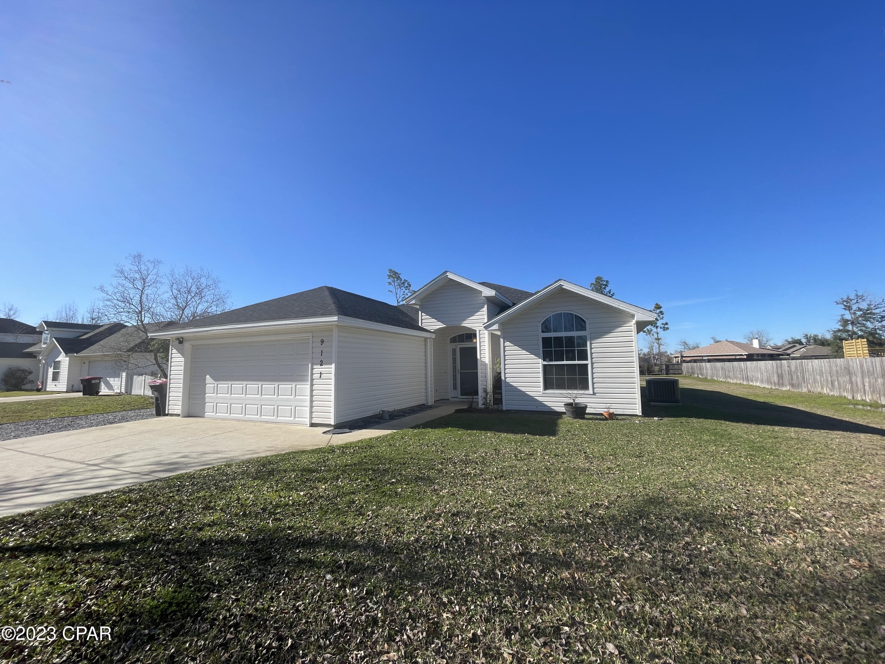 Indian Bluff Estates Unit 2 - Residential Lease