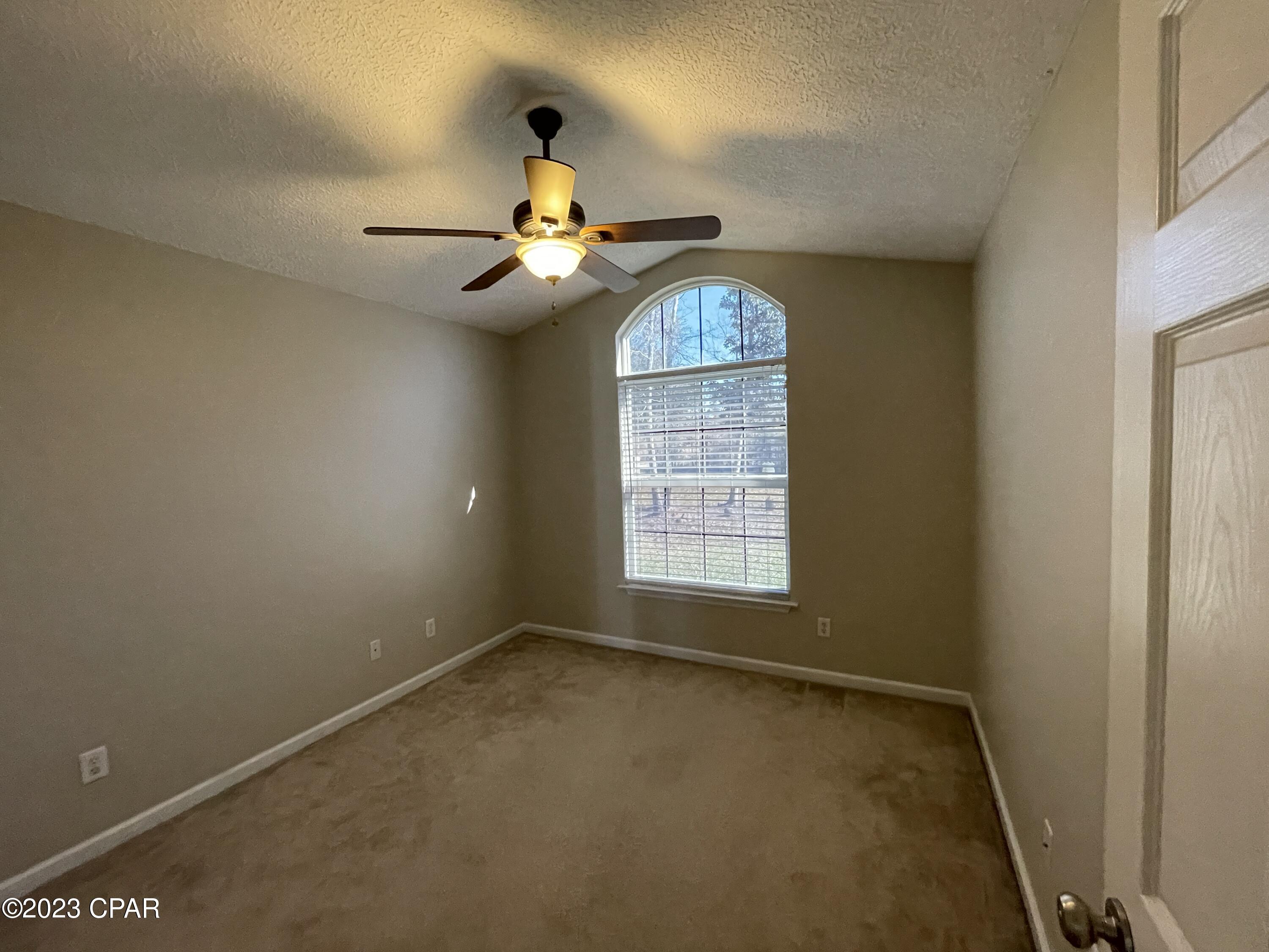 Indian Bluff Estates Unit 2 - Residential Lease