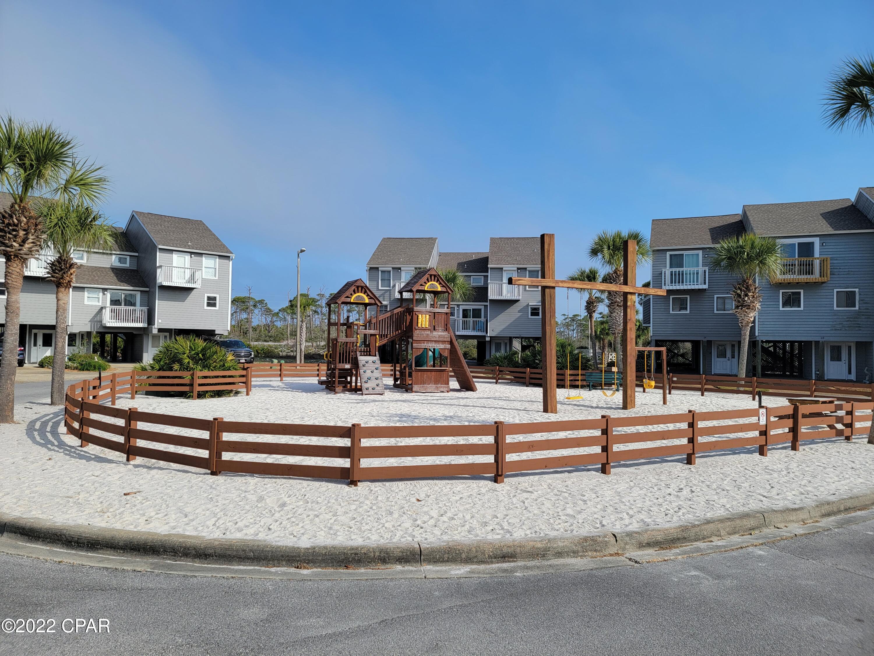 Barrier Dunes - Residential