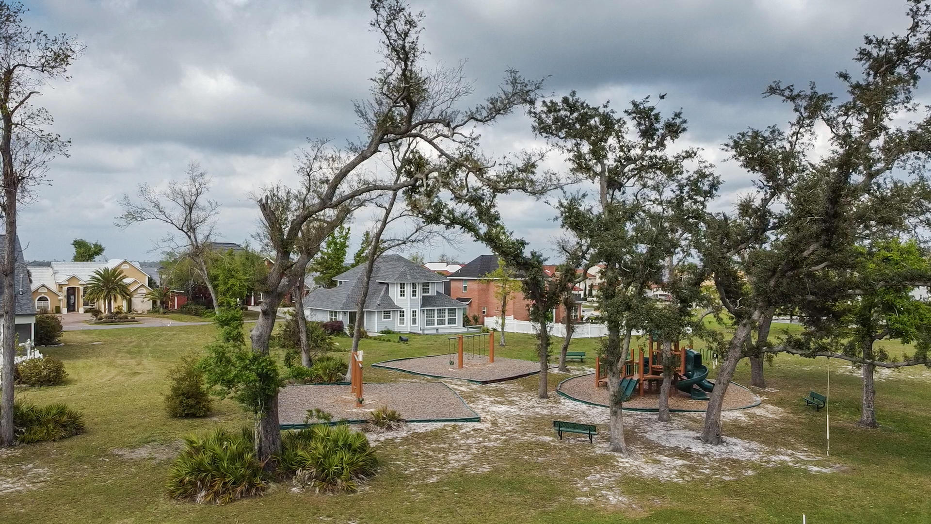 Tropical Bay - Residential