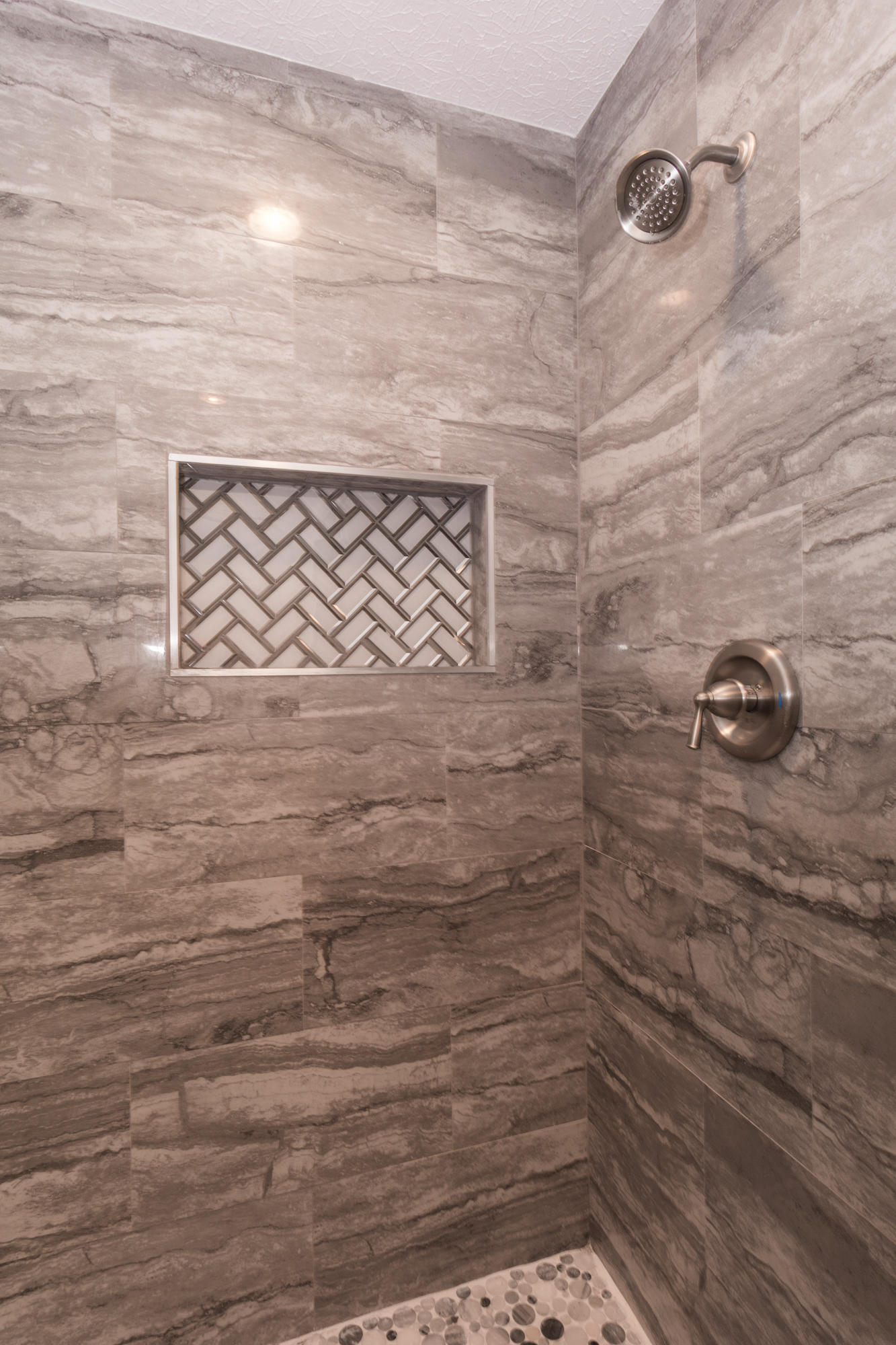 Tropical Bay - Residential