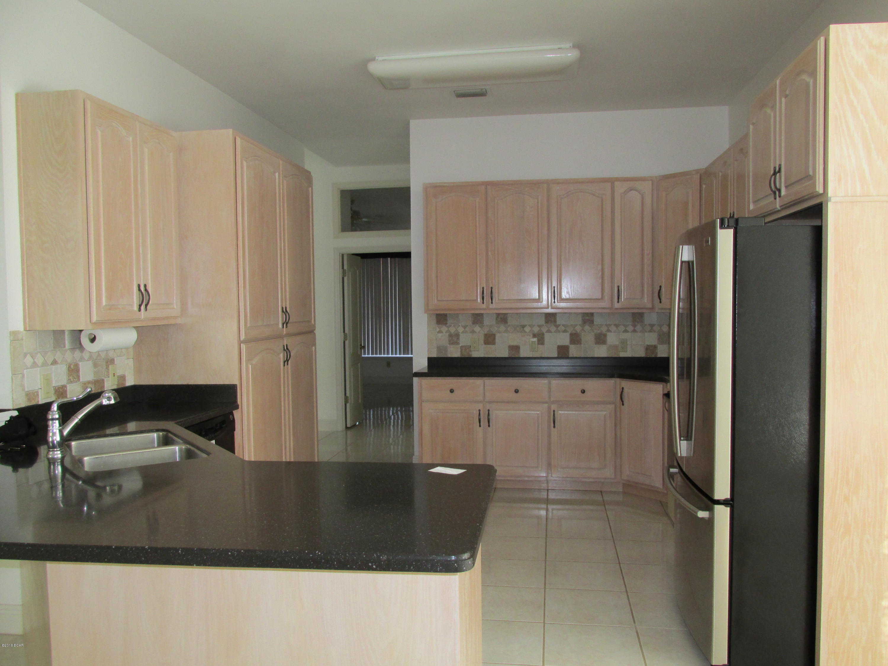 Sandy Creek Air Park Ph II - Residential Lease