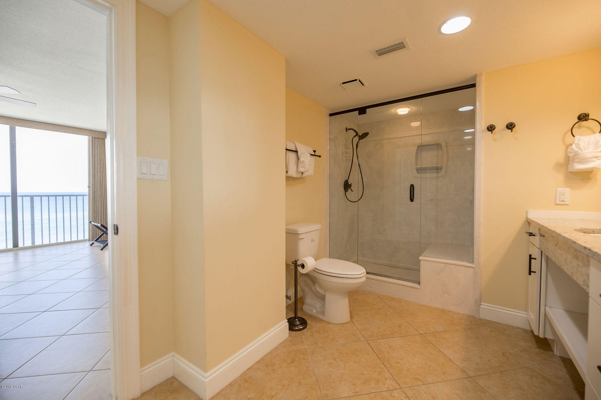 Seachase Condo - Residential