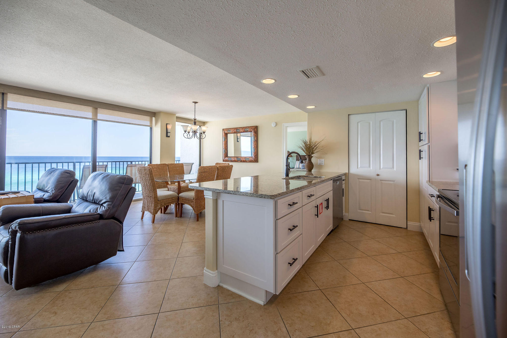 Seachase Condo - Residential